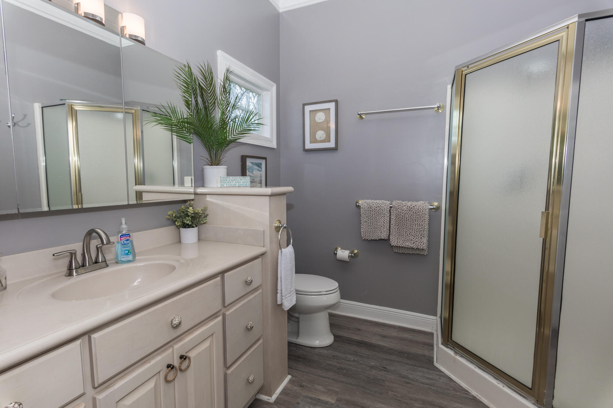 BAHAMA BEACH - Residential