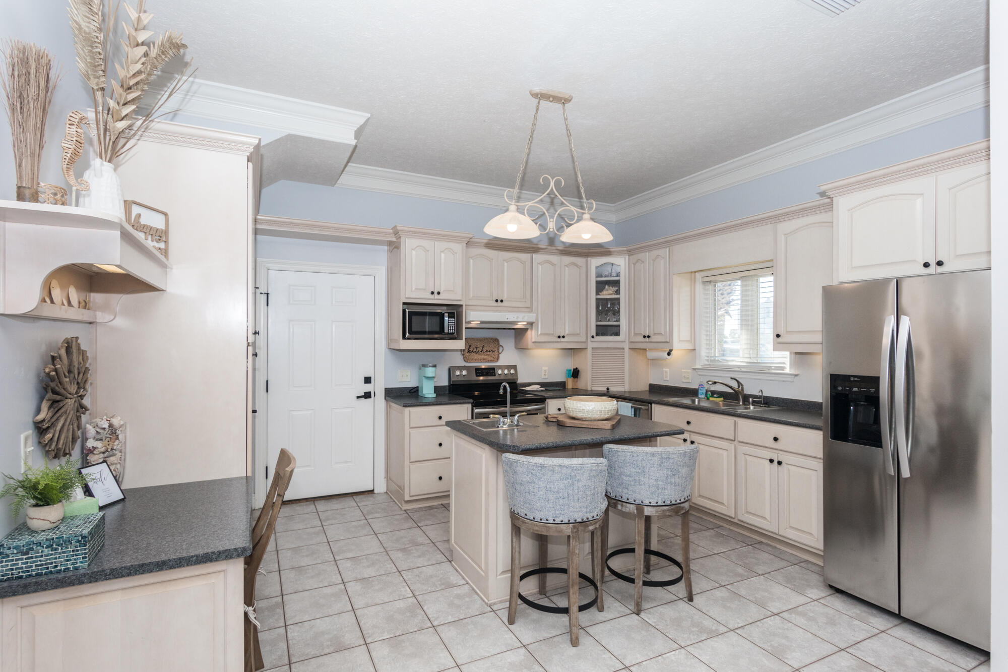 BAHAMA BEACH - Residential