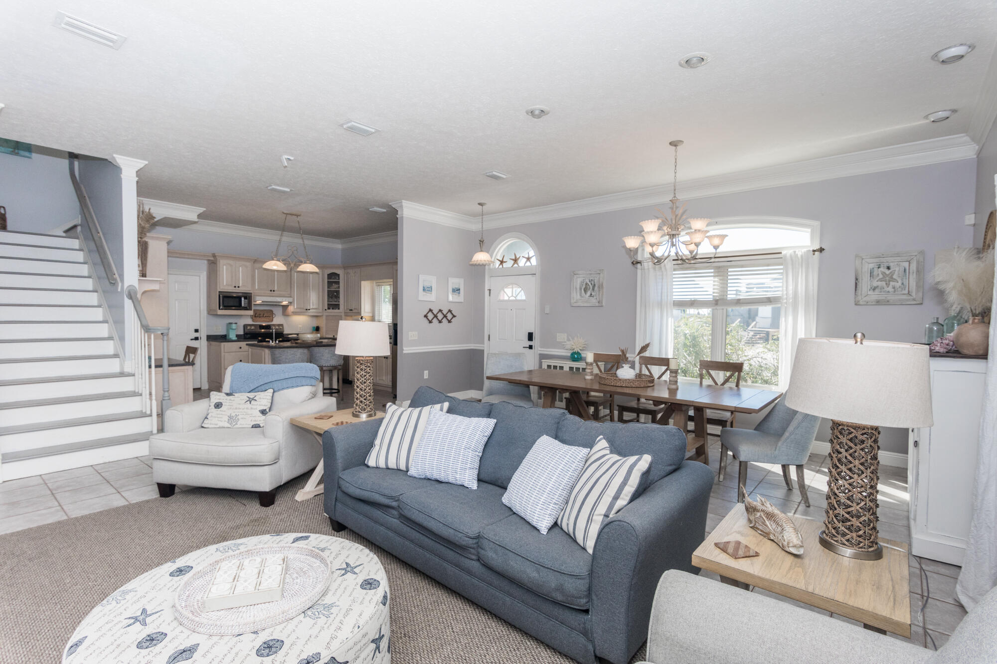 BAHAMA BEACH - Residential