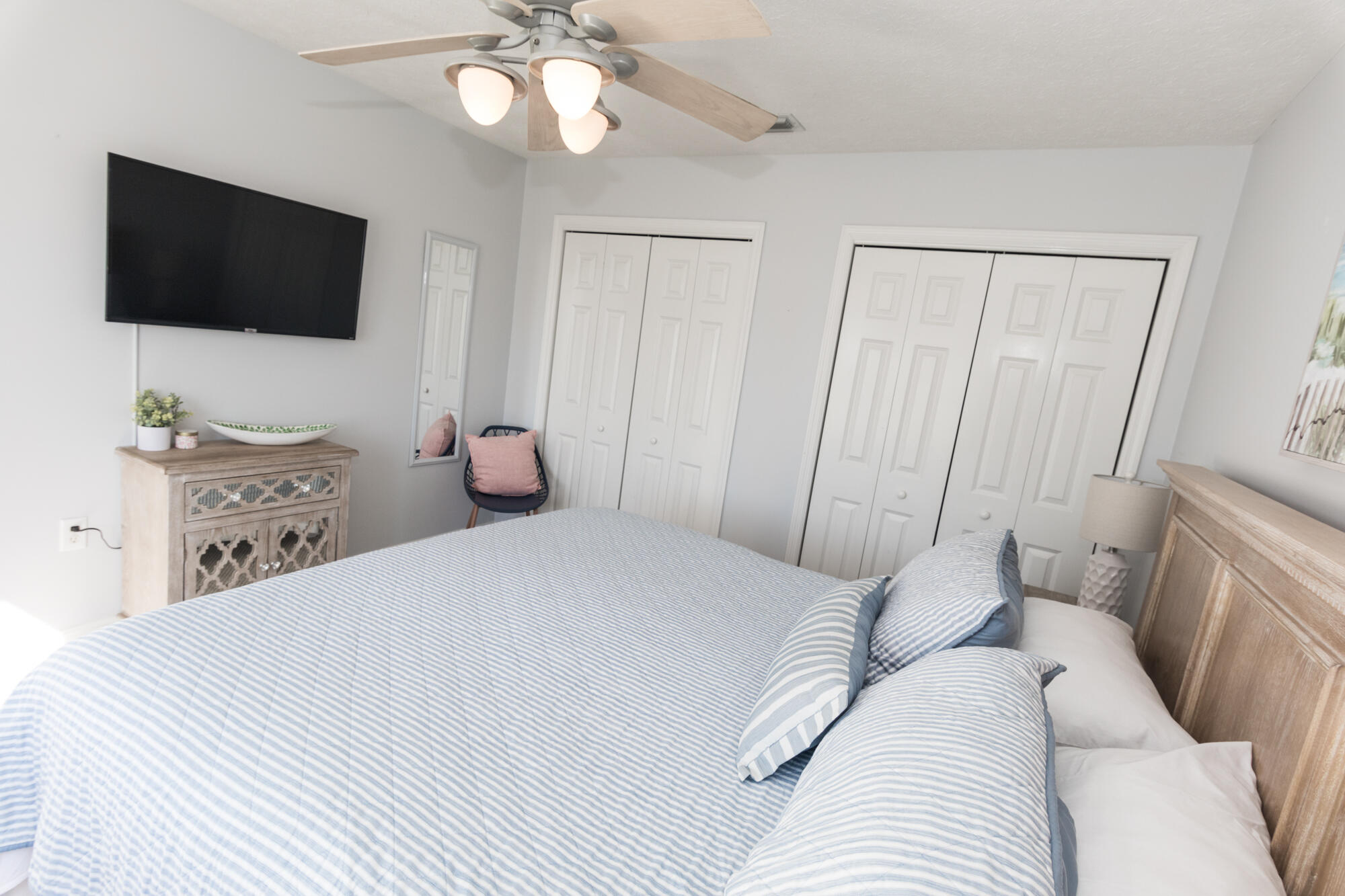 BAHAMA BEACH - Residential