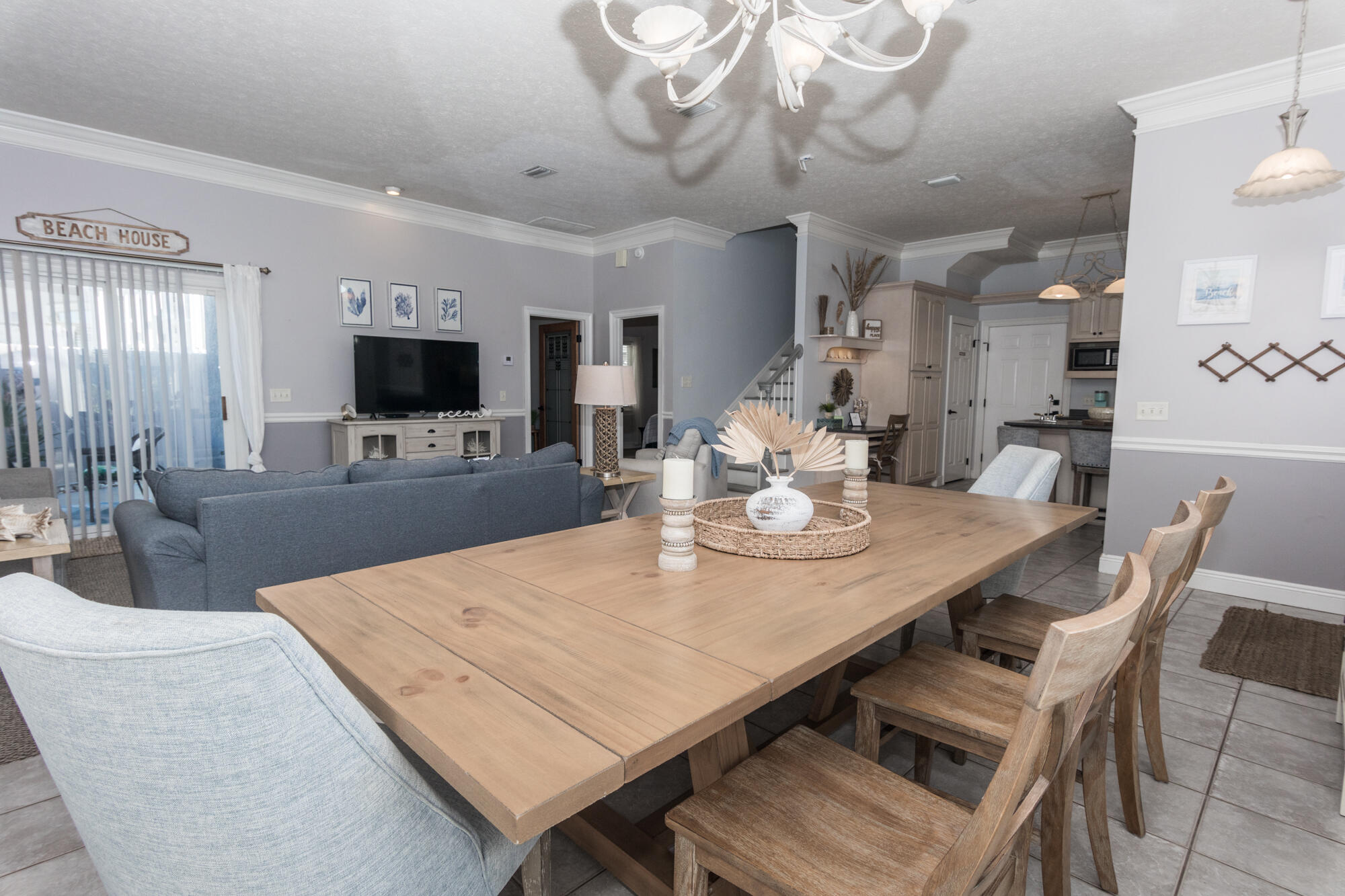 BAHAMA BEACH - Residential