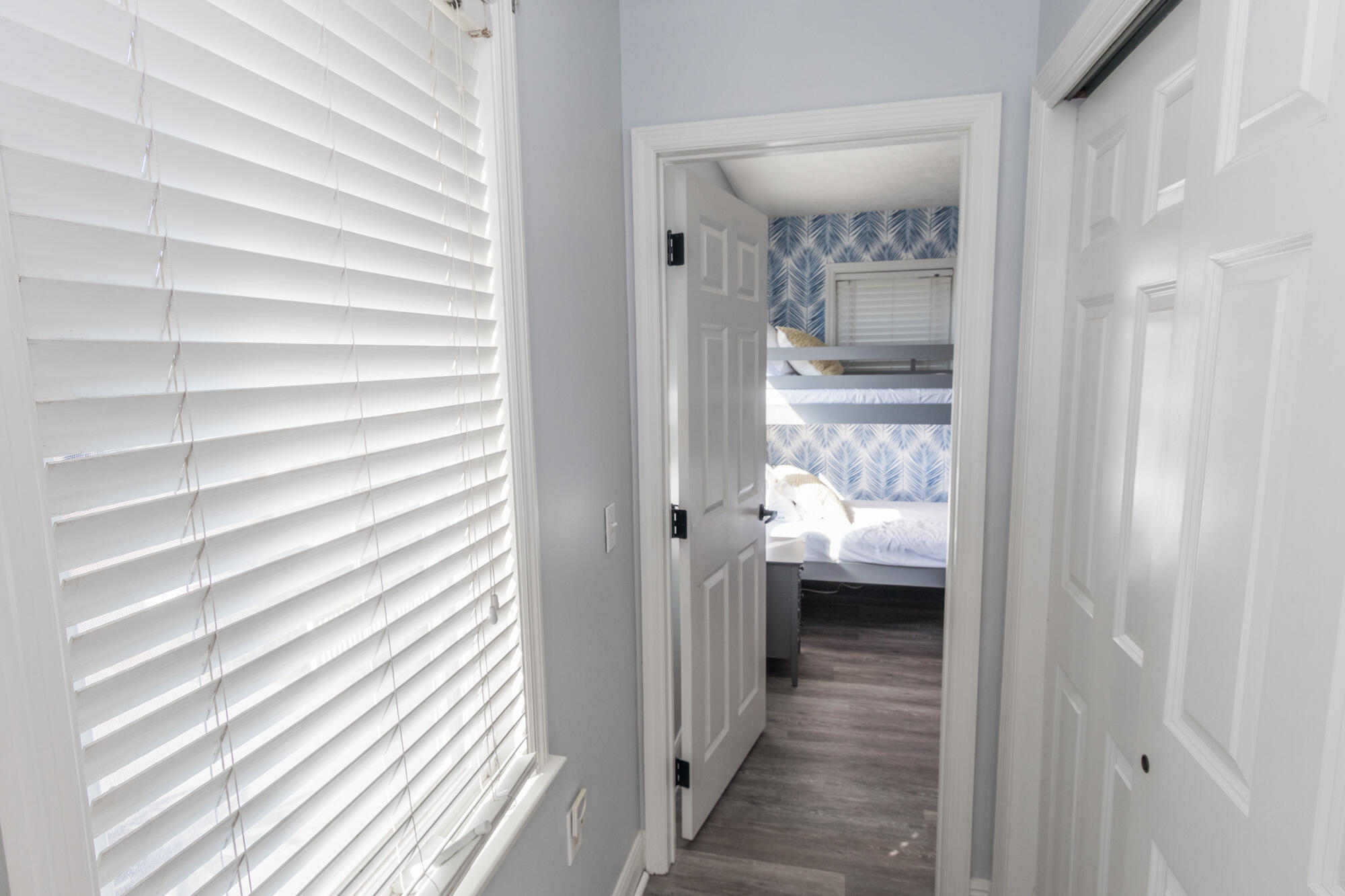 BAHAMA BEACH - Residential