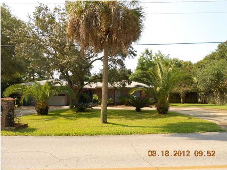 Large family? No problem. Well maintained home in popular Lake Lorraine. Lush landscaping. Huge back yard with privacy fence. Close to Eglin AFB, golf course, churchs, shopping. This one includes huge detached 1 car garage in back yard and parking for RV. Two living areas with open kitchen so Mom can enjoy family. Screen porch adds to the comfort of this all brick home. Owner will provide lawn service. This service does not include flower beds. Tenants are responsible for maintaining flower beds.