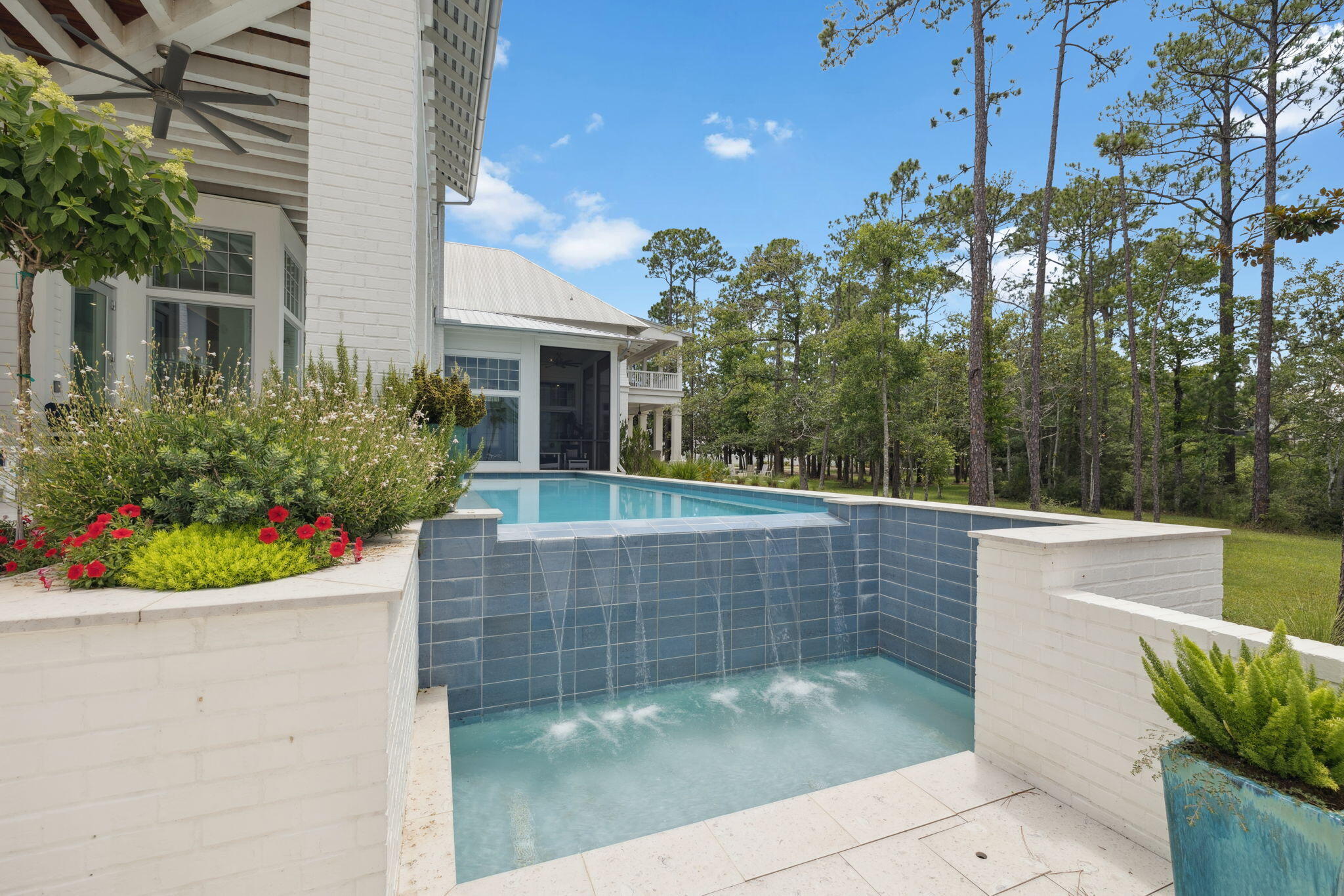 CHURCHILL OAKS - Residential
