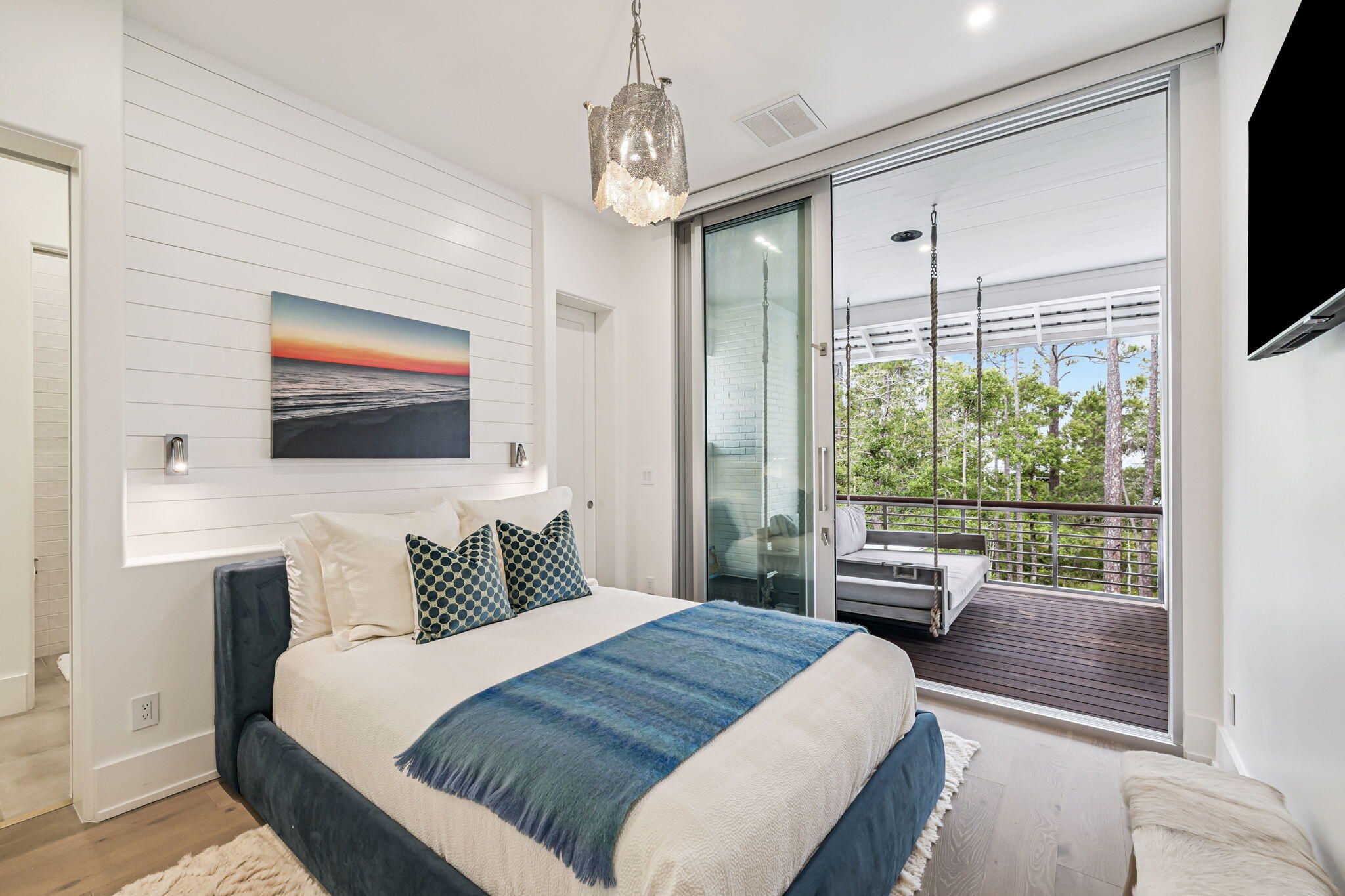 CHURCHILL OAKS - Residential