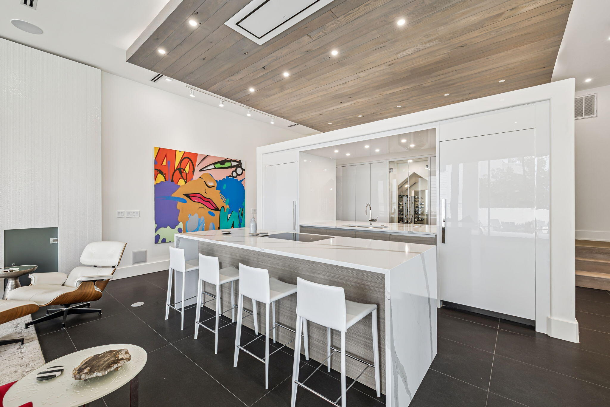 CHURCHILL OAKS - Residential