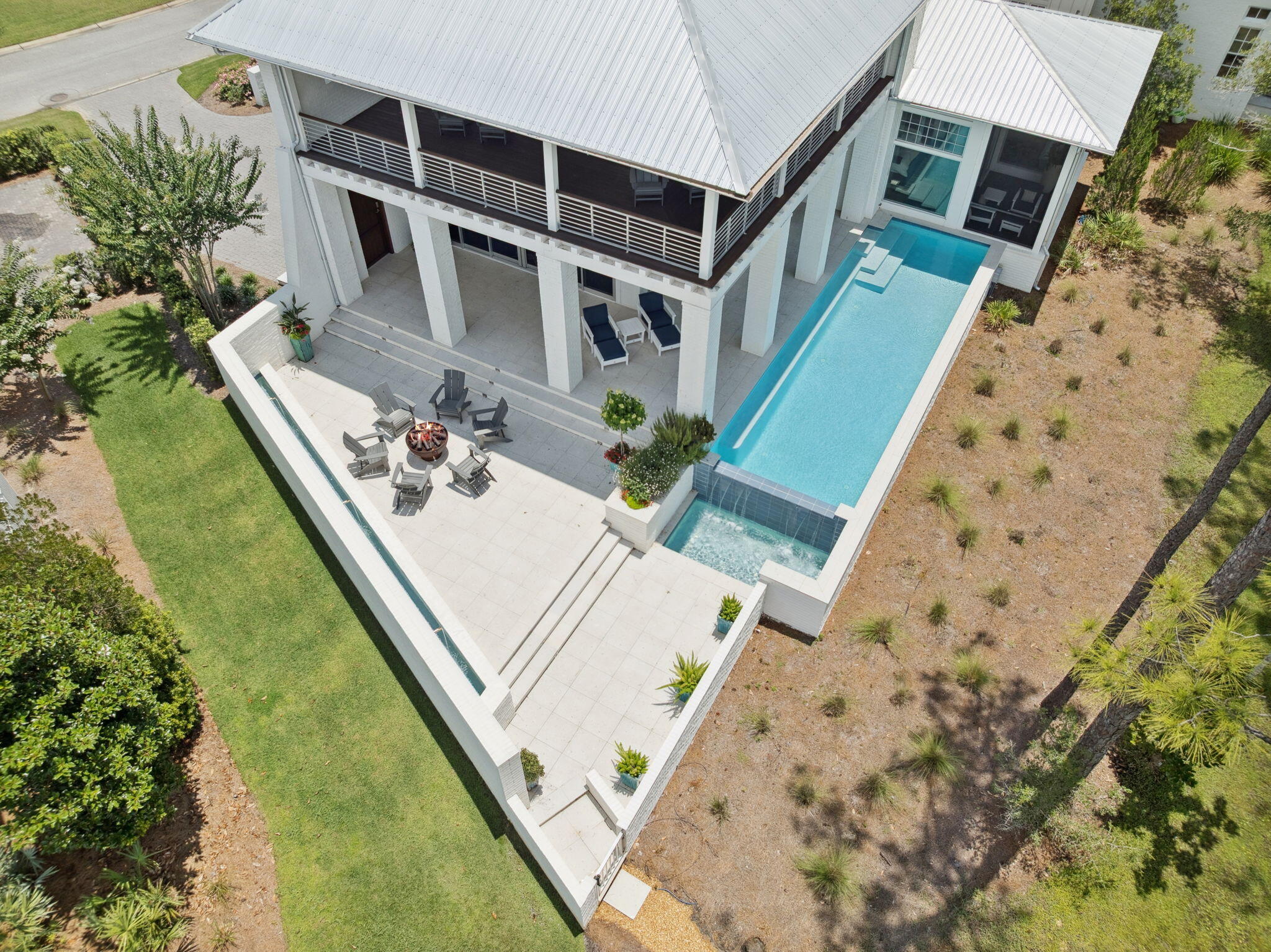 CHURCHILL OAKS - Residential