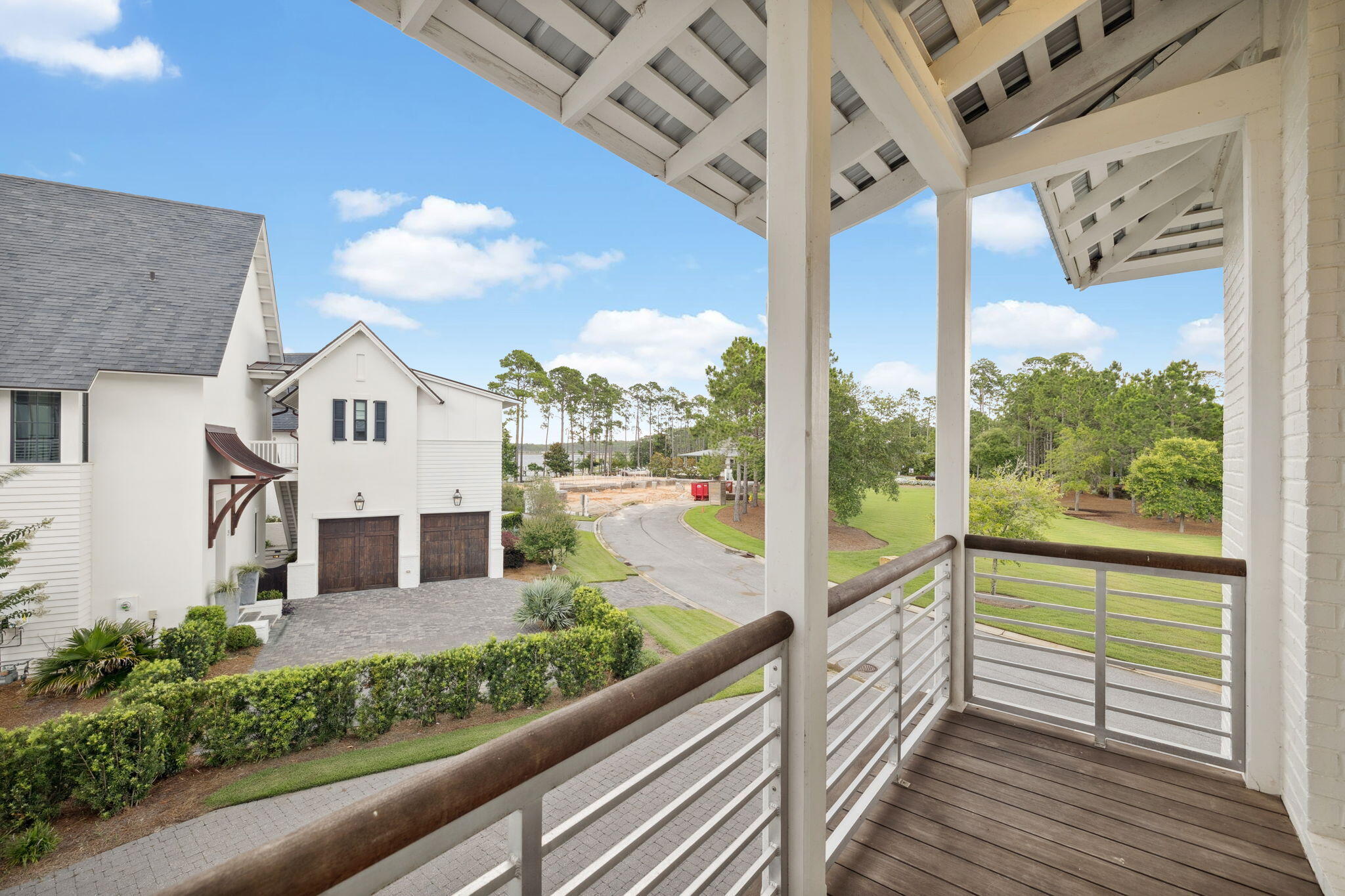 CHURCHILL OAKS - Residential