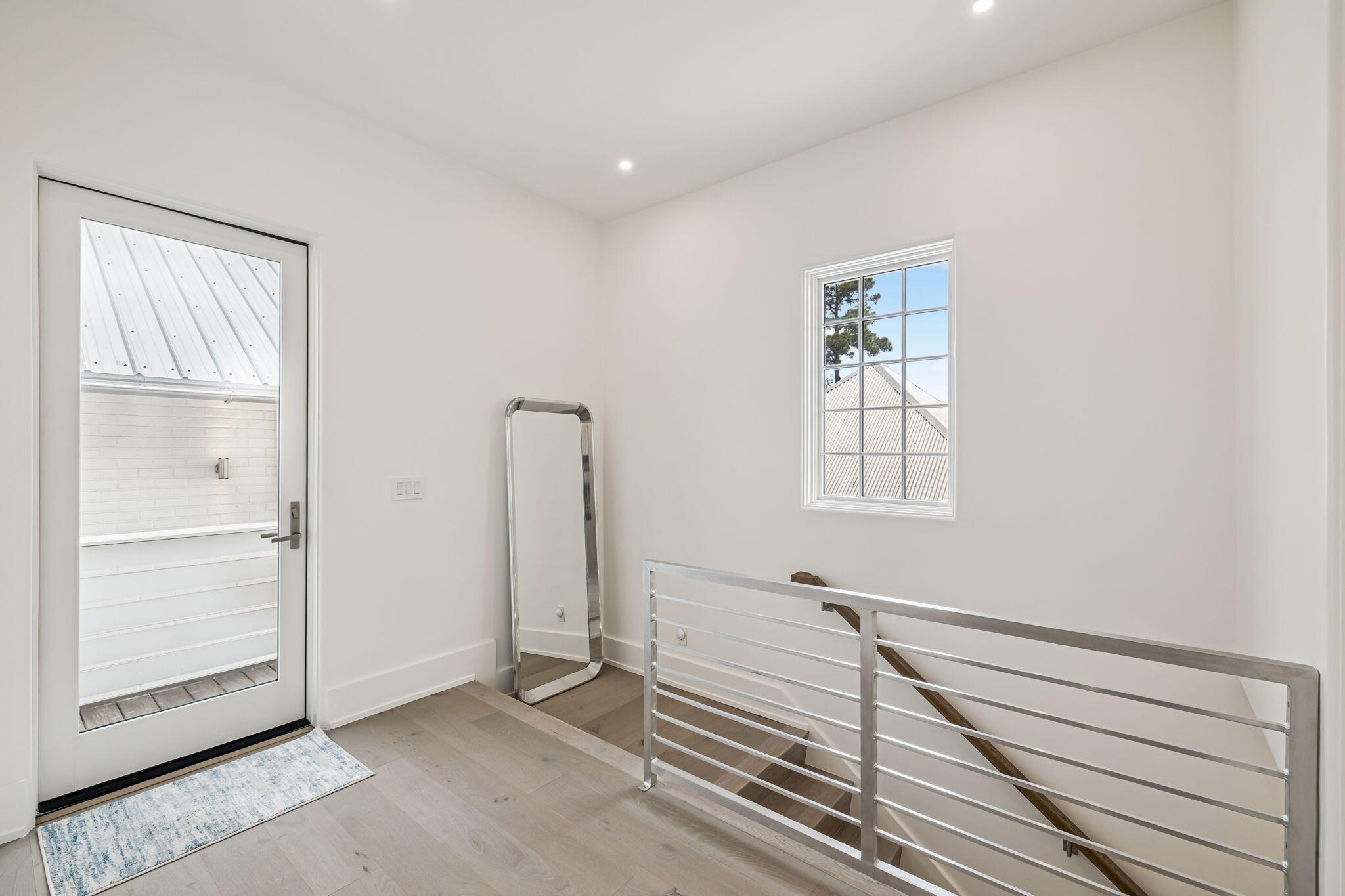 CHURCHILL OAKS - Residential
