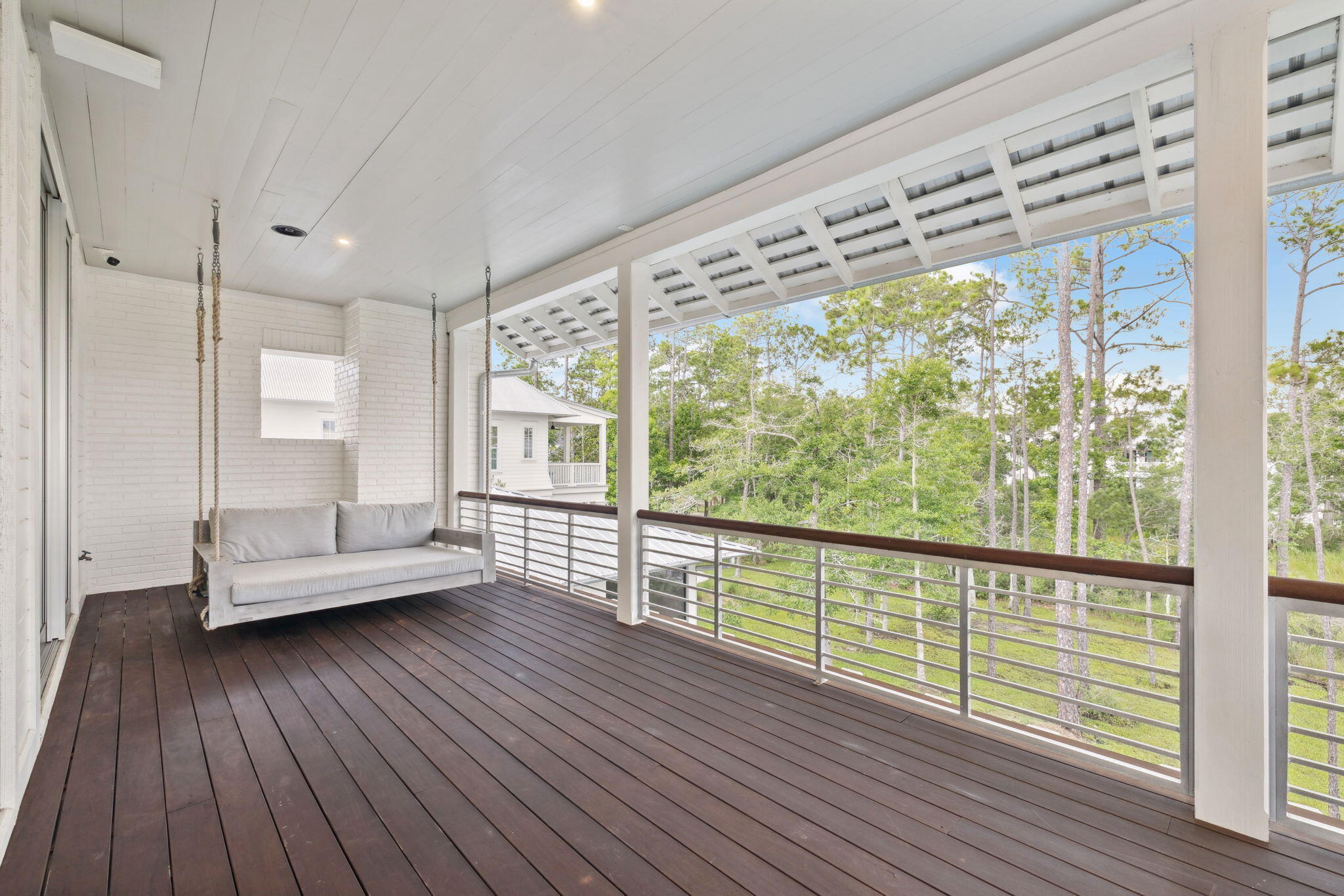 CHURCHILL OAKS - Residential