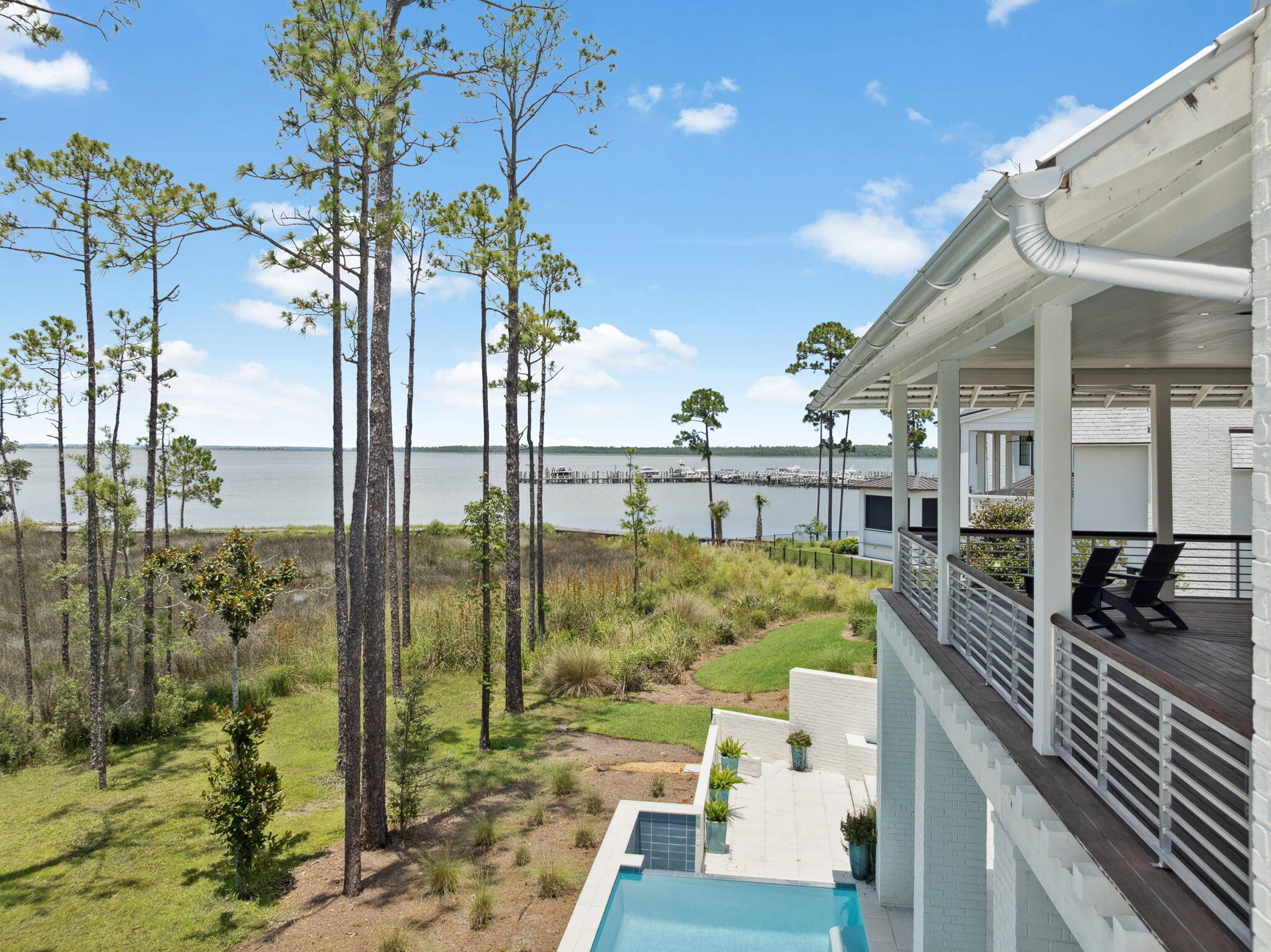 CHURCHILL OAKS - Residential