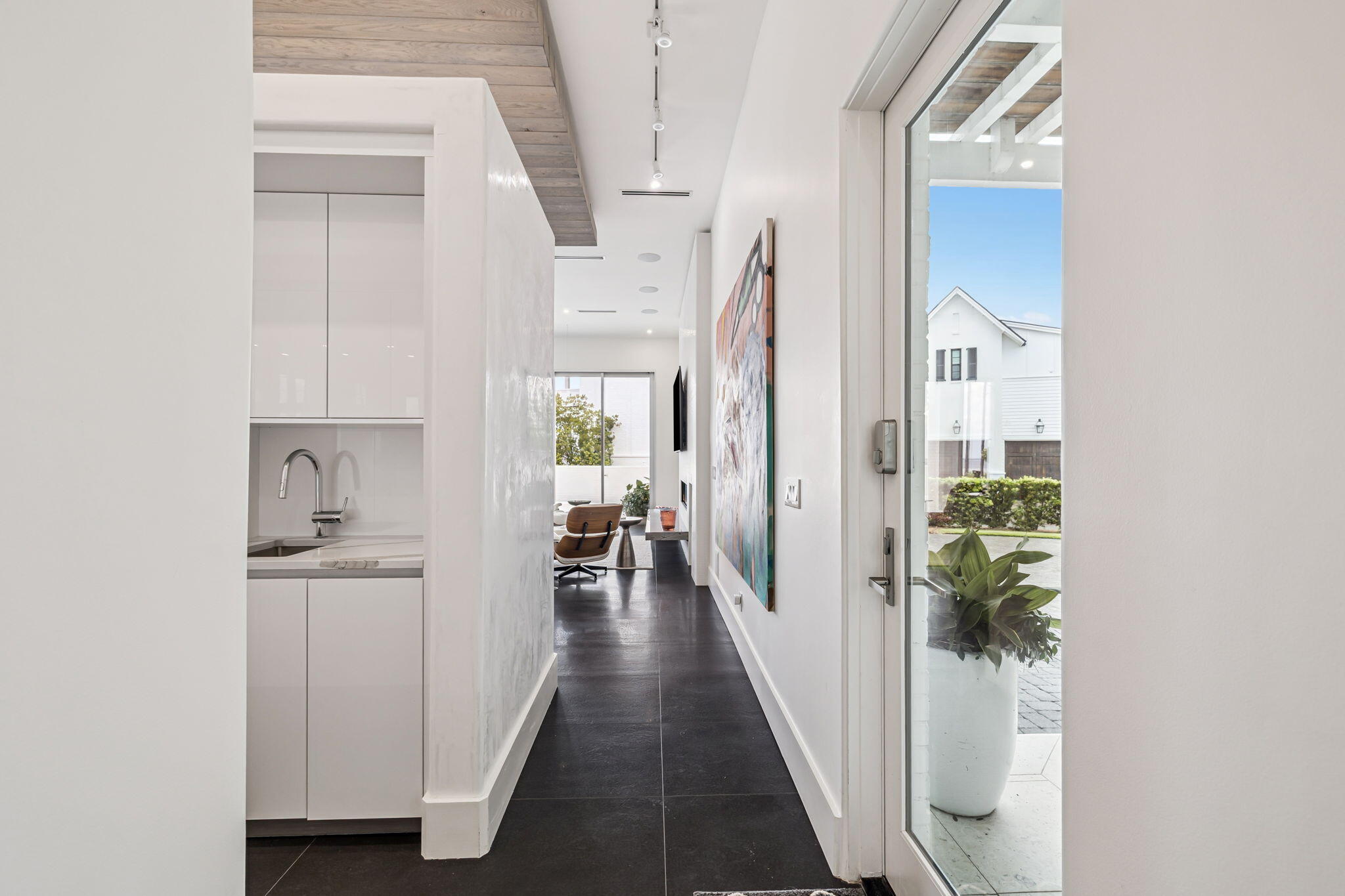 CHURCHILL OAKS - Residential