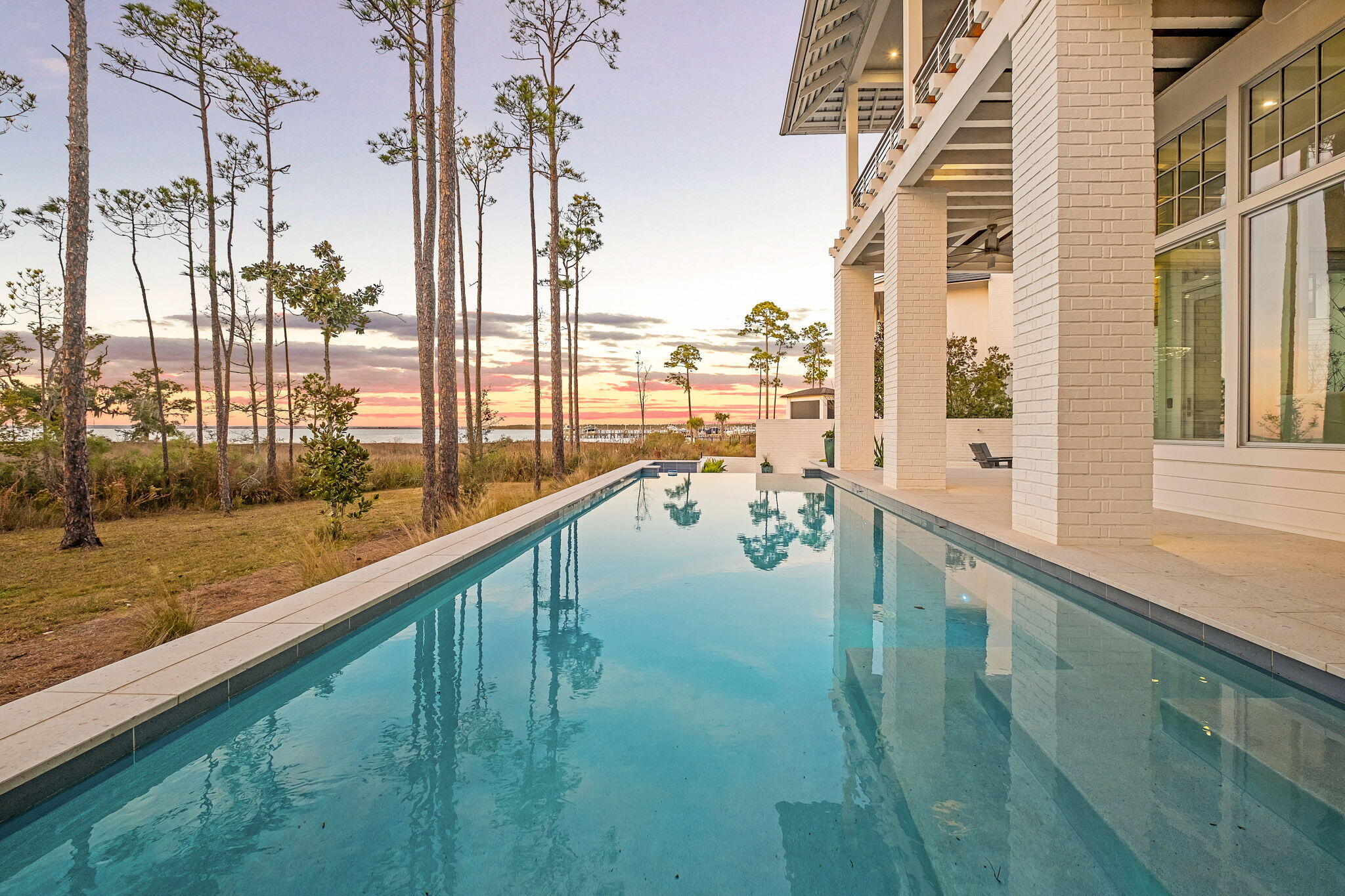 CHURCHILL OAKS - Residential