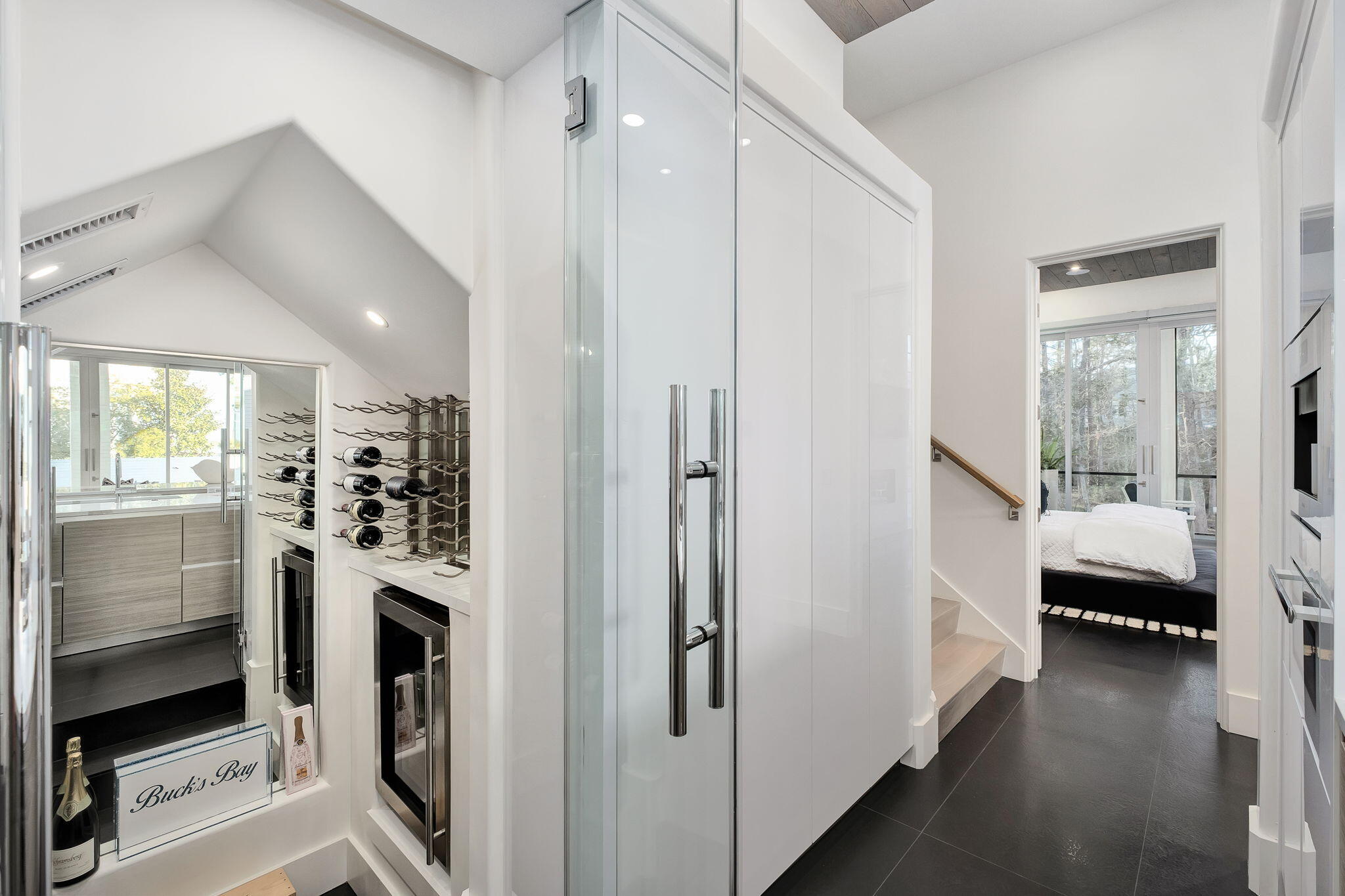 CHURCHILL OAKS - Residential