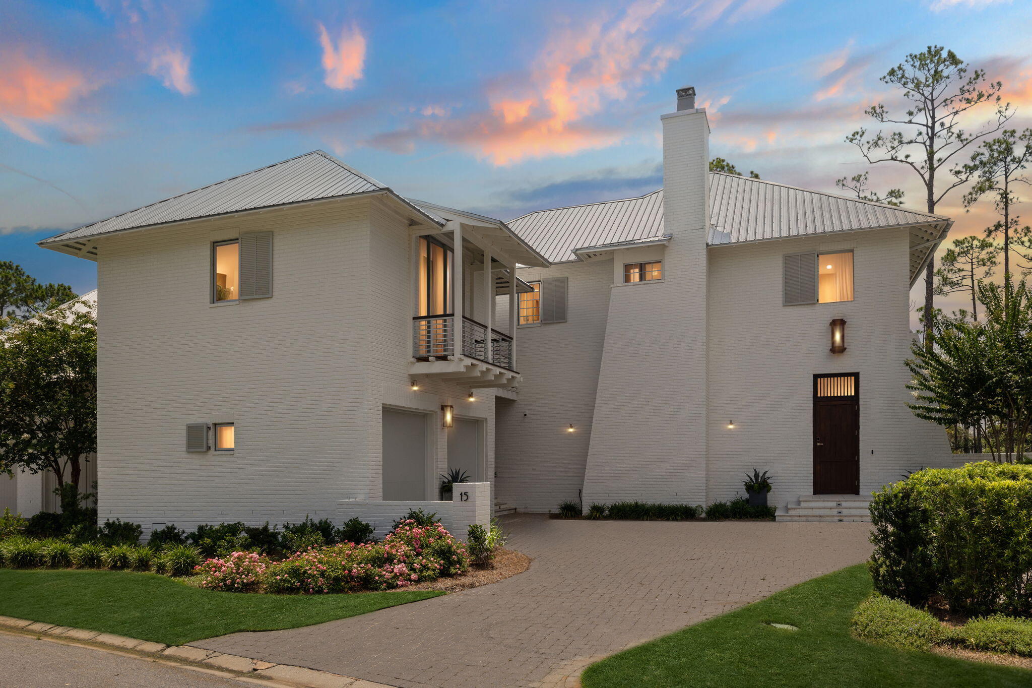 CHURCHILL OAKS - Residential