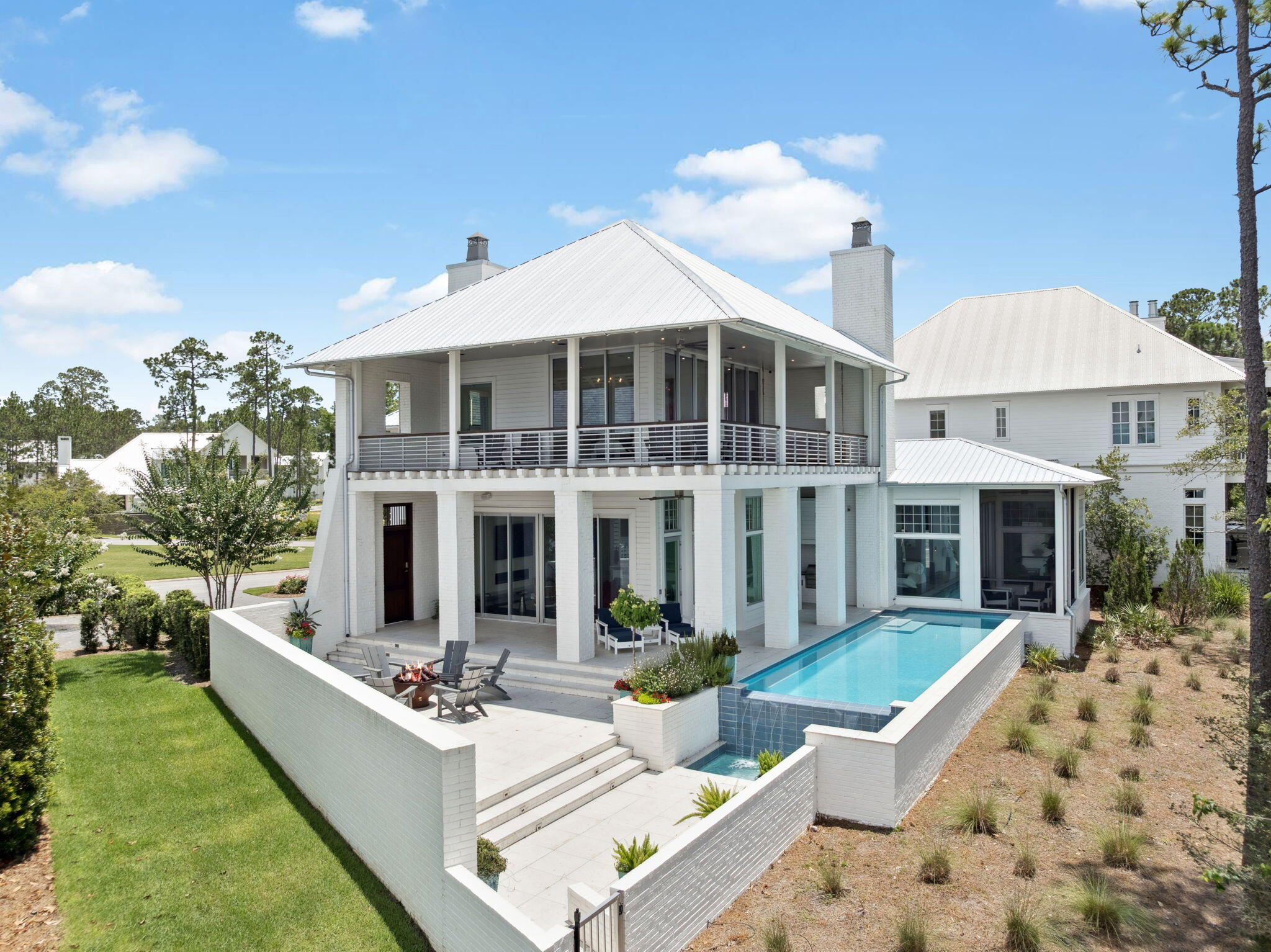CHURCHILL OAKS - Residential