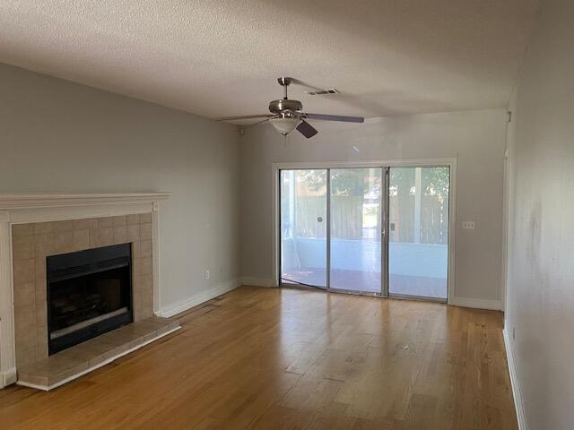 ETRETAT VILLA - Residential Lease