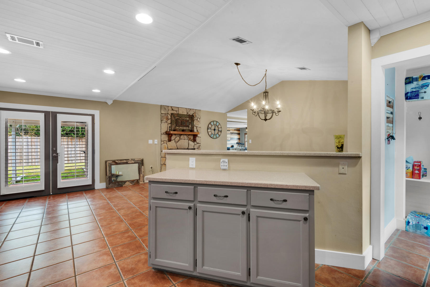 EAST BAY RIVER ESTATES - Residential