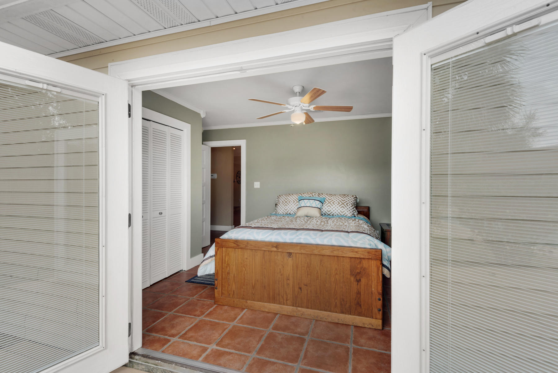 EAST BAY RIVER ESTATES - Residential