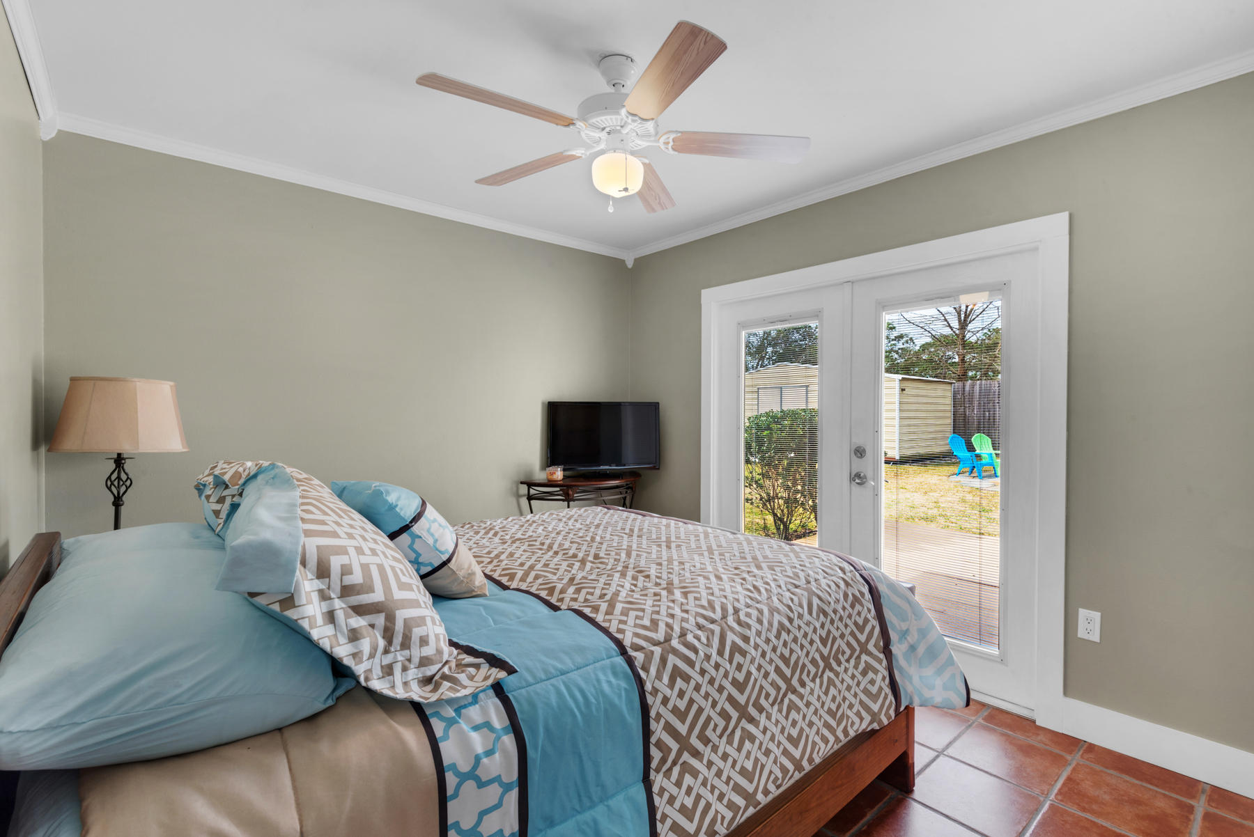 EAST BAY RIVER ESTATES - Residential