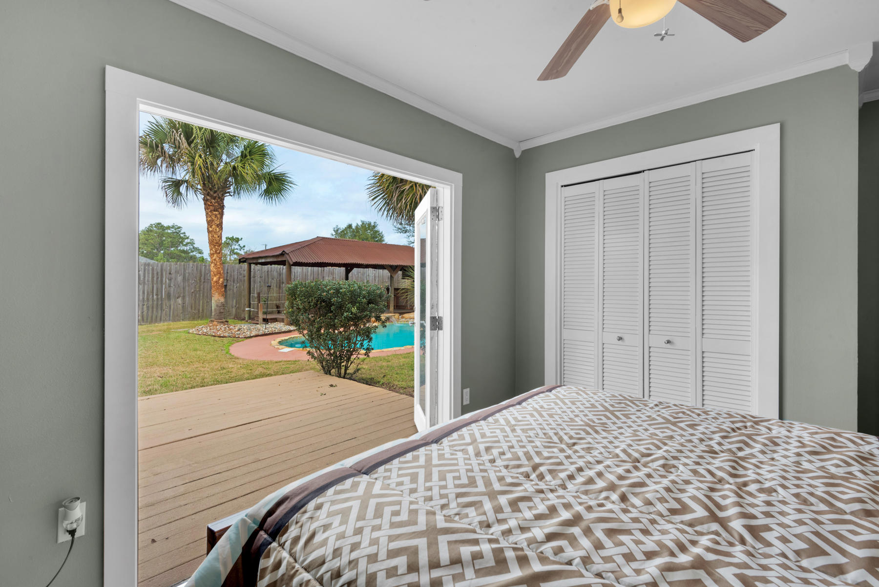 EAST BAY RIVER ESTATES - Residential