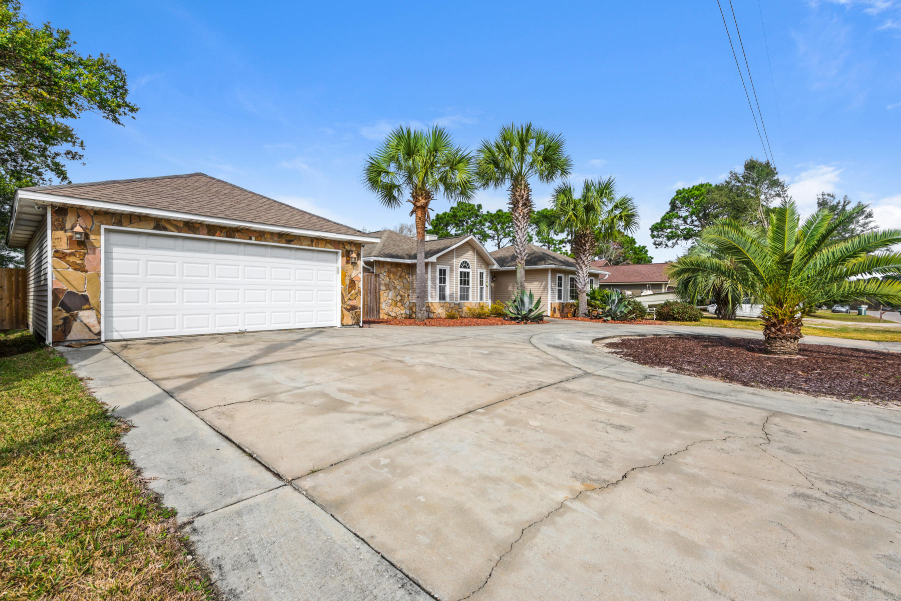 EAST BAY RIVER ESTATES - Residential