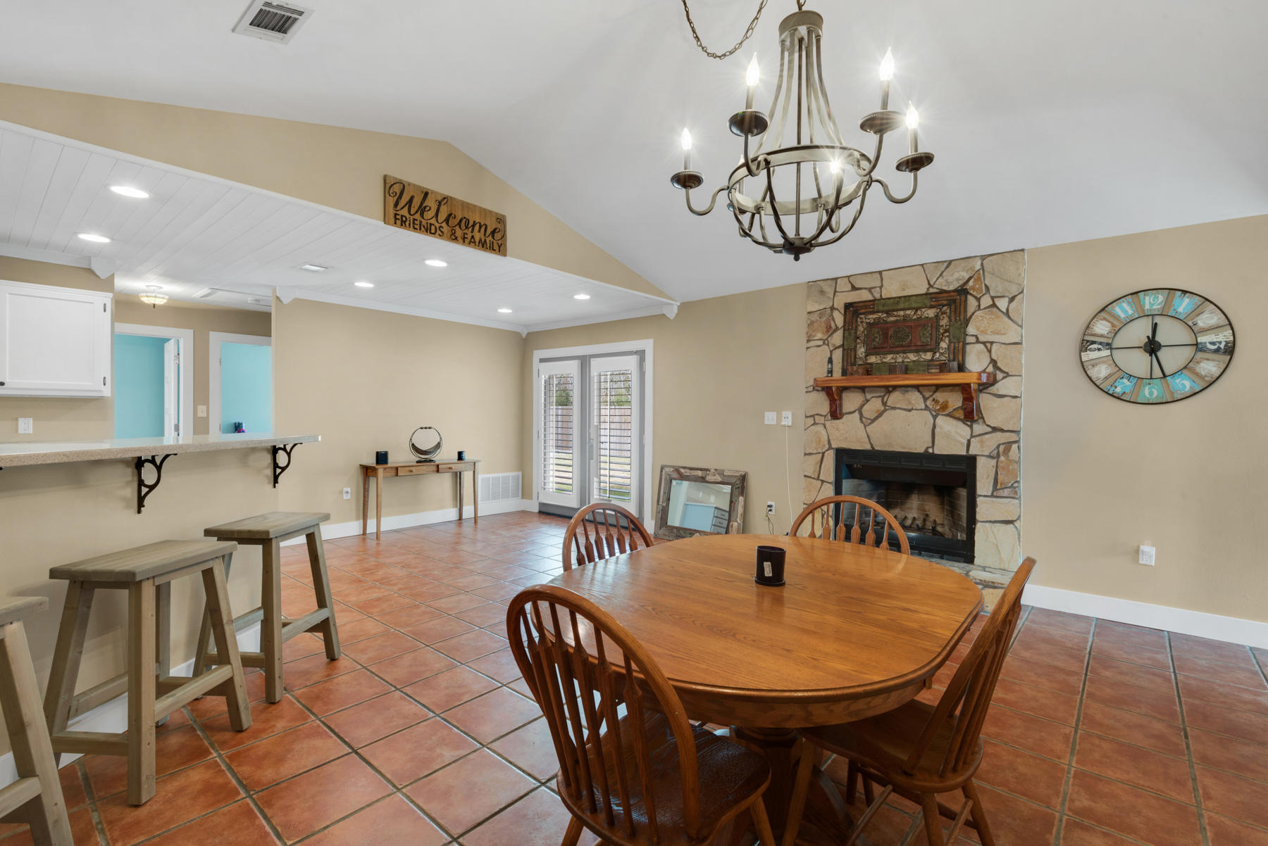 EAST BAY RIVER ESTATES - Residential