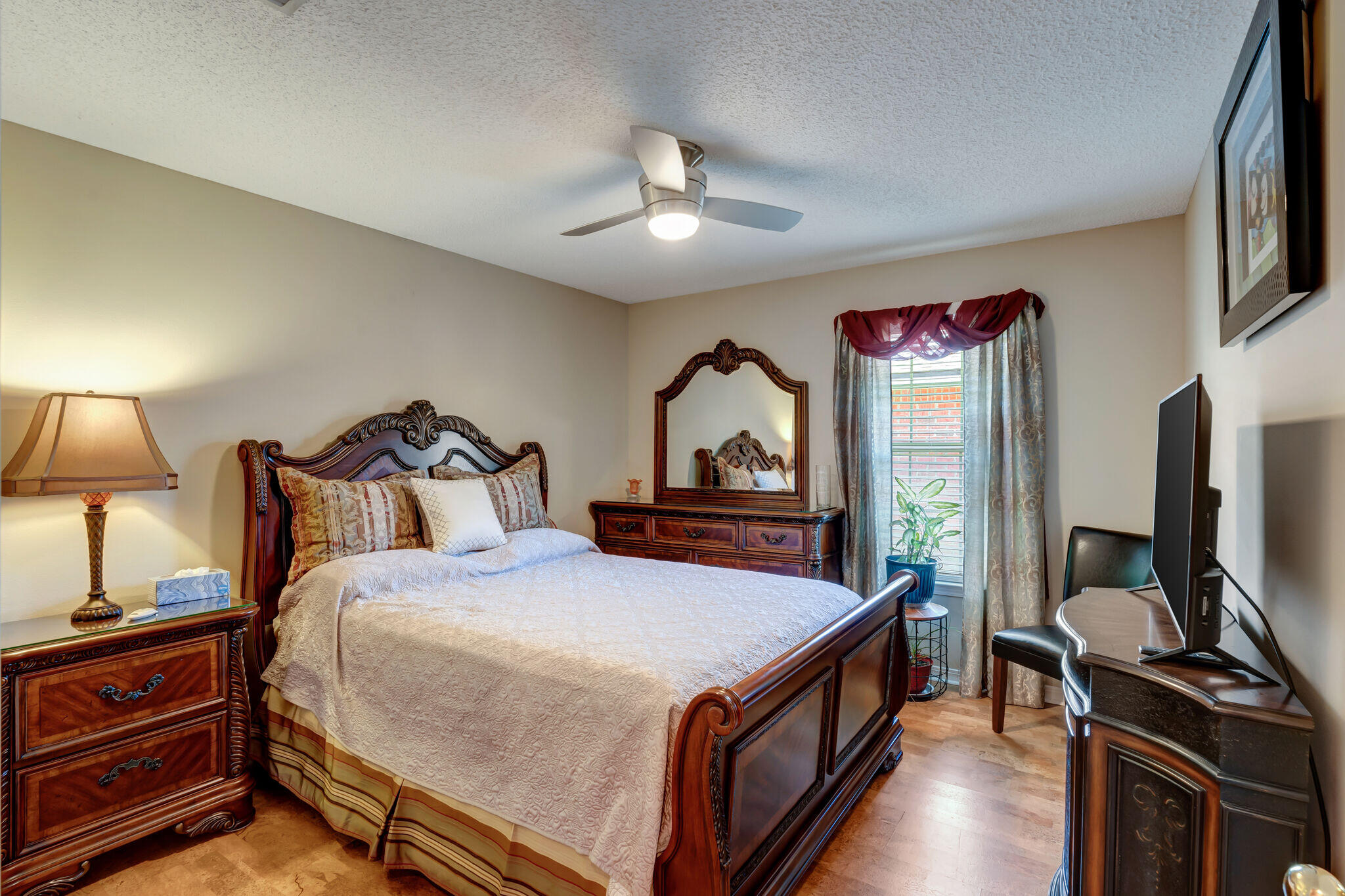 EMERALD LAKES PH 3 - Residential