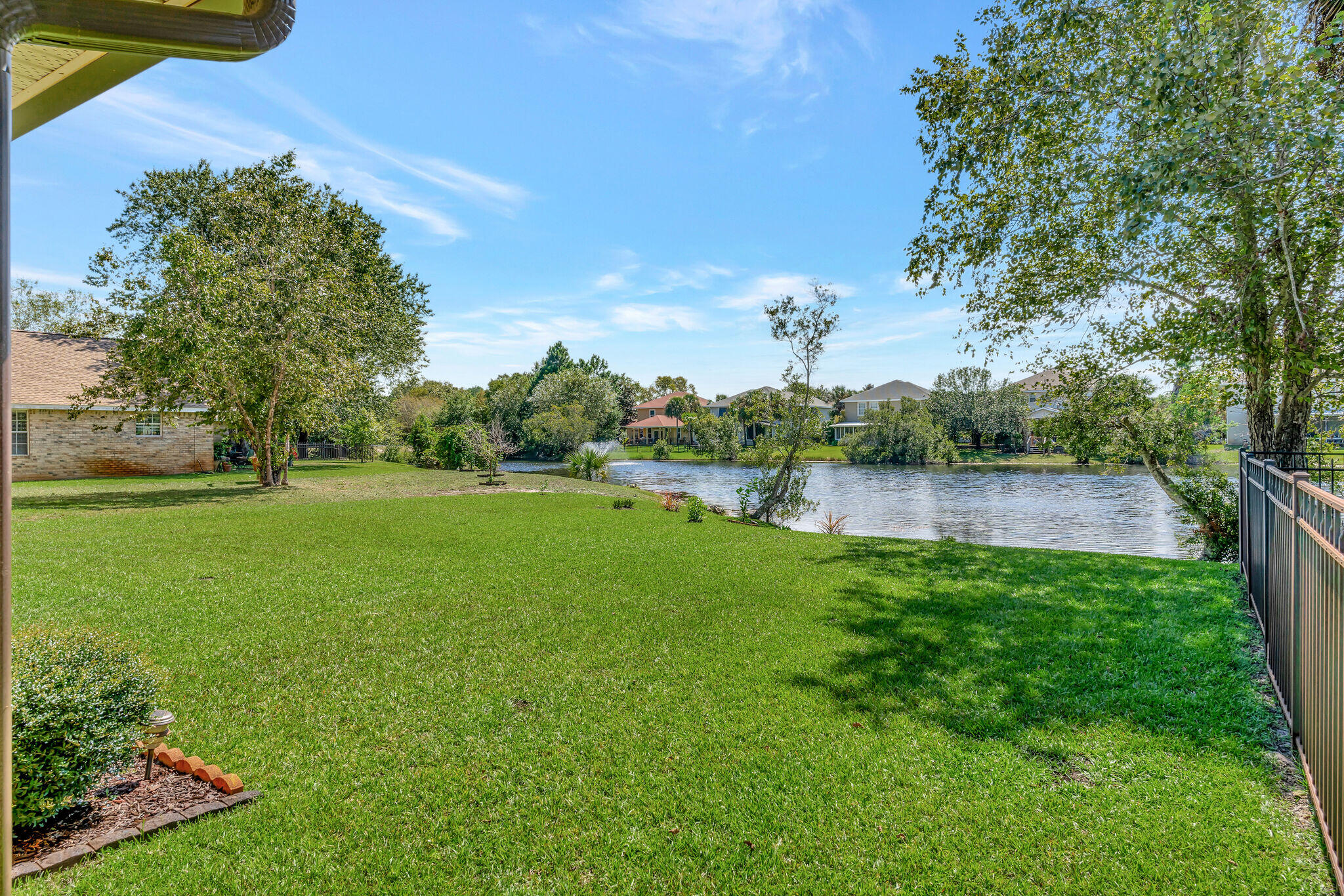 EMERALD LAKES PH 3 - Residential