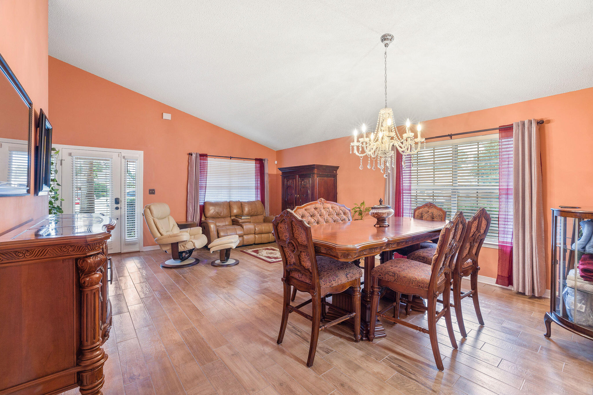 EMERALD LAKES PH 3 - Residential