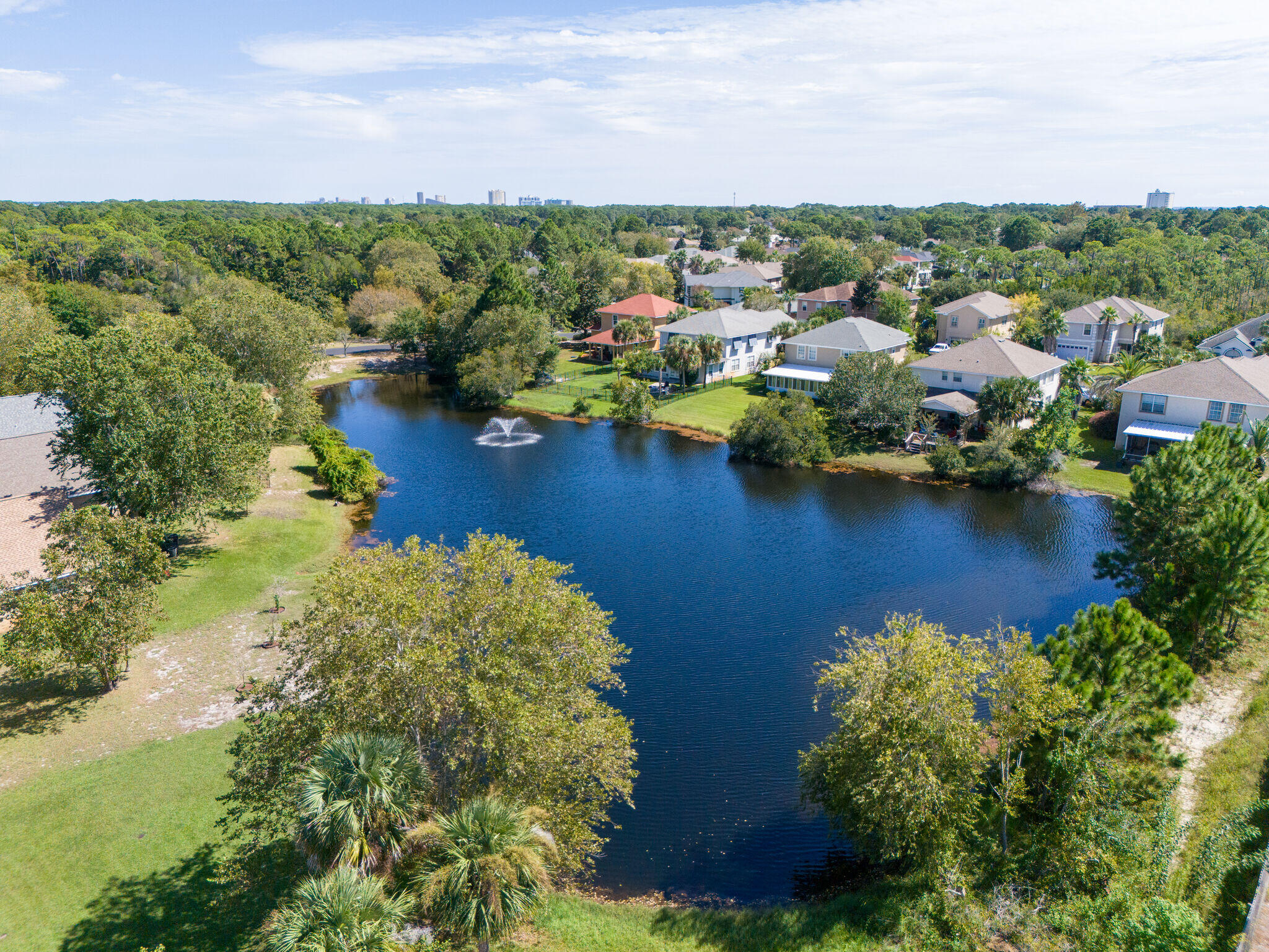 EMERALD LAKES PH 3 - Residential