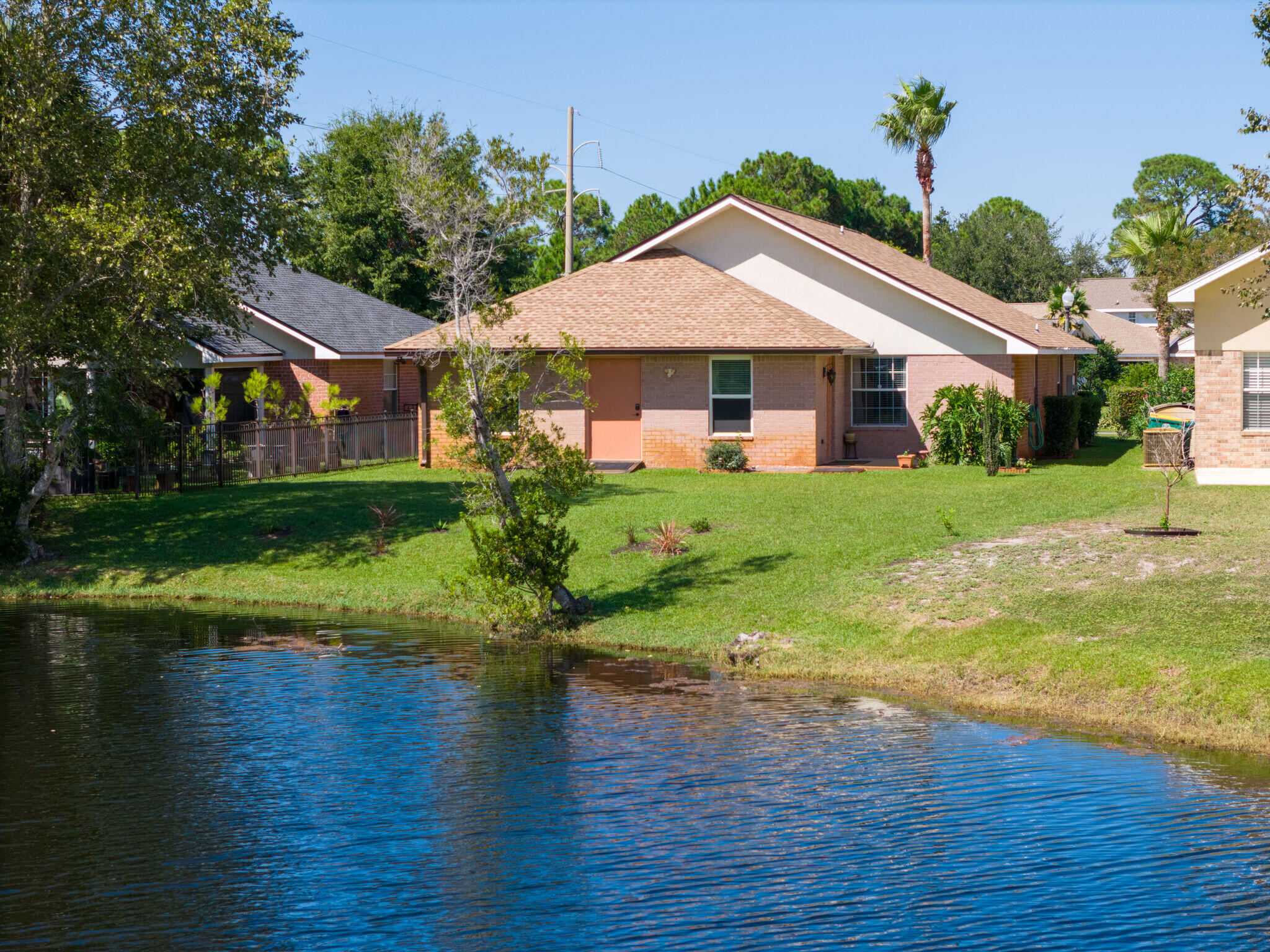 EMERALD LAKES PH 3 - Residential