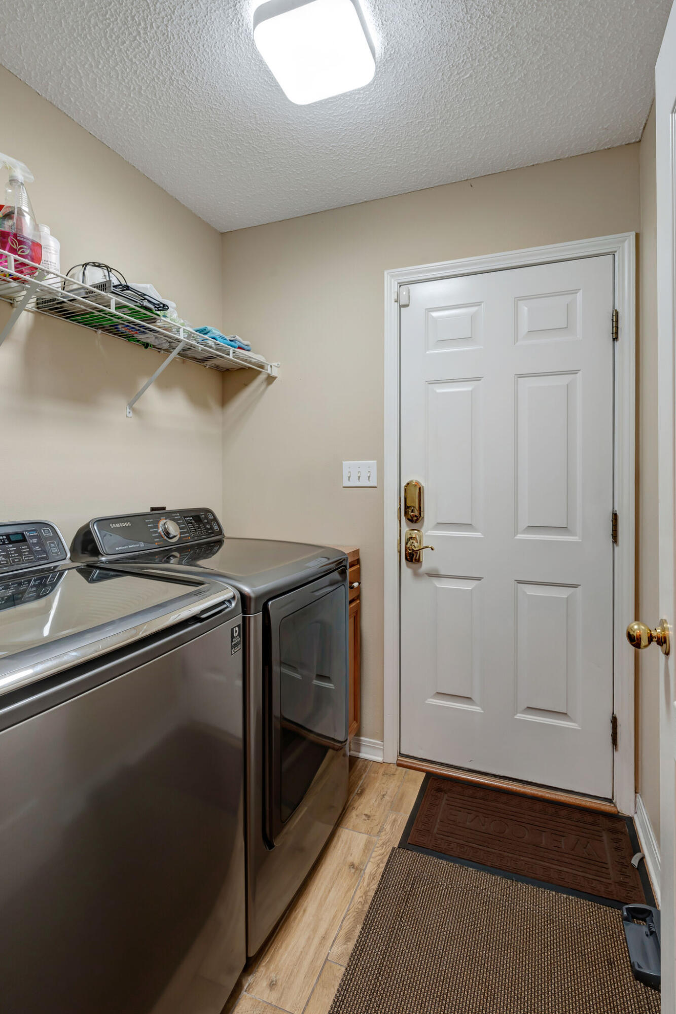 EMERALD LAKES PH 3 - Residential