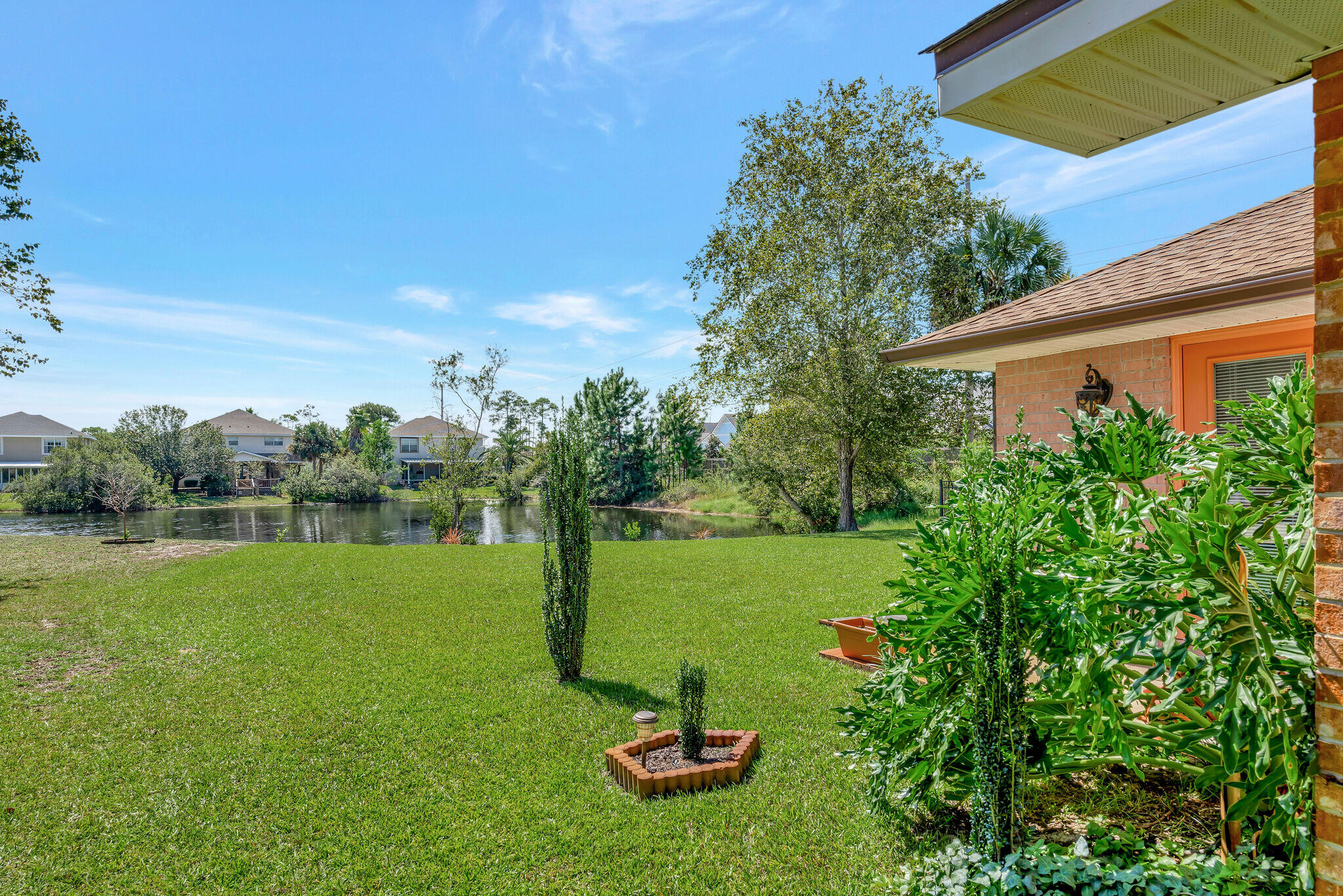 EMERALD LAKES PH 3 - Residential