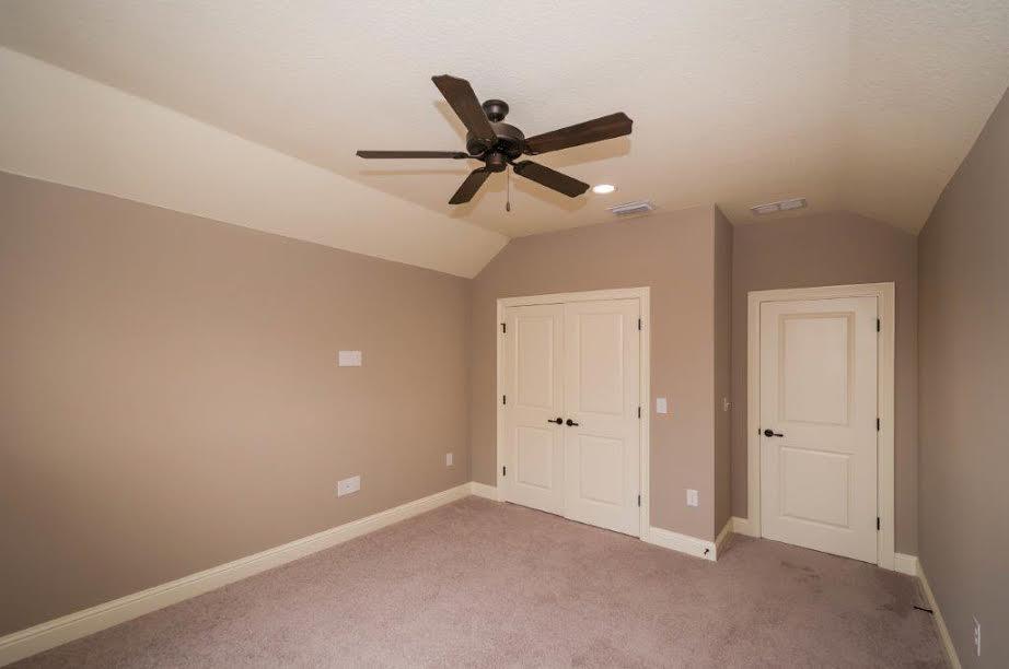 HATTIES GROVE - Residential