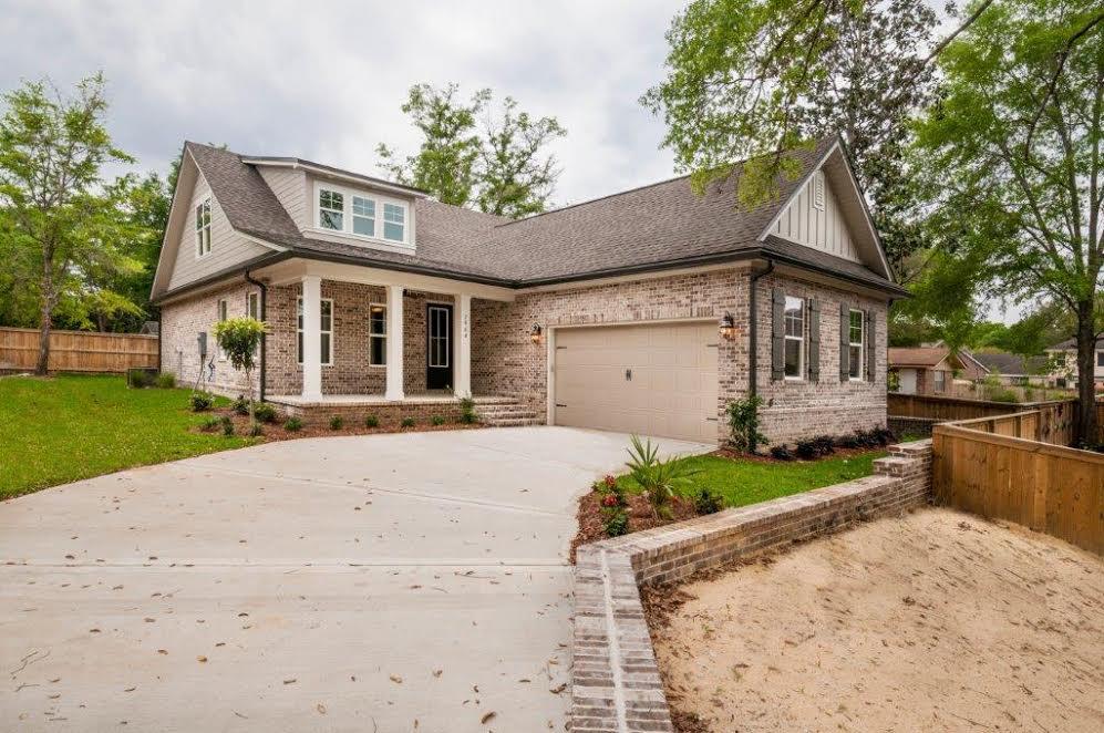 HATTIES GROVE - Residential