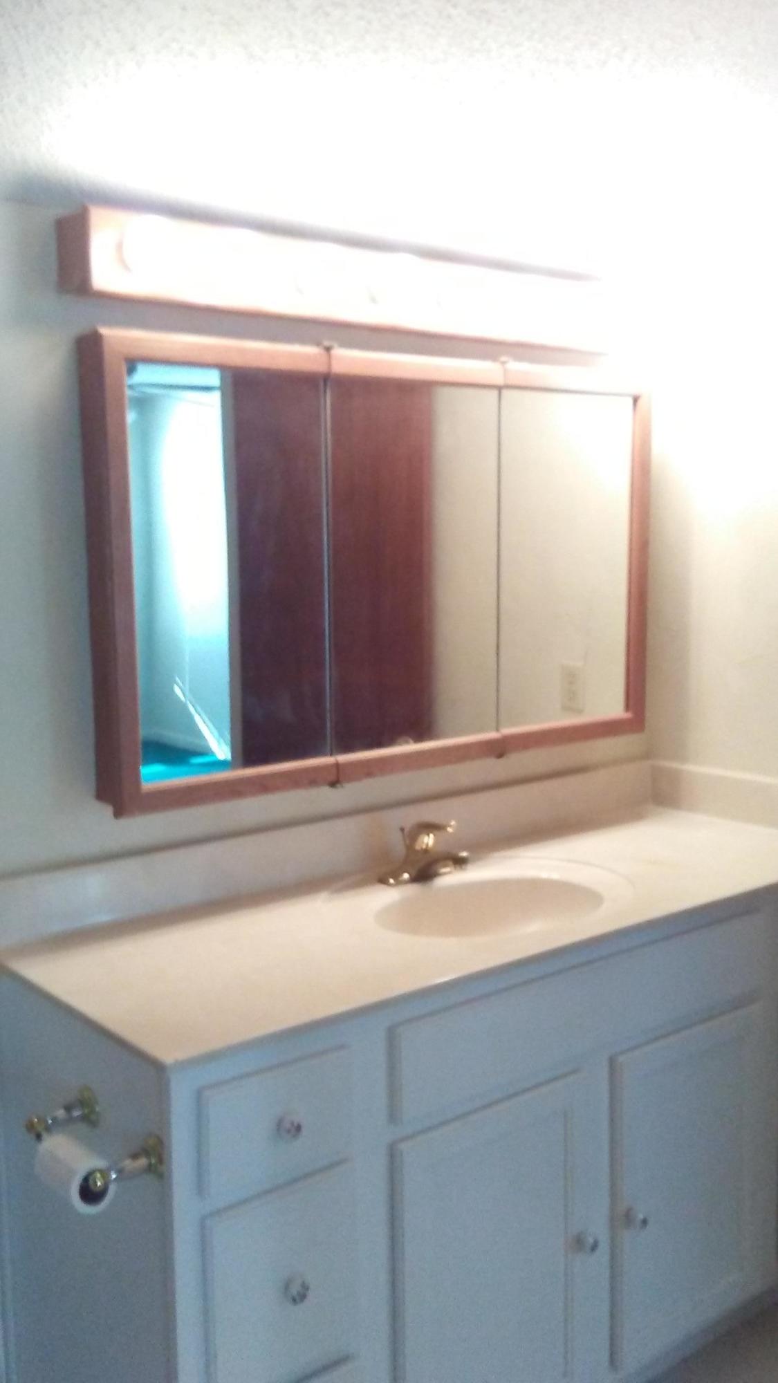 PLANTATION MANOR - Residential