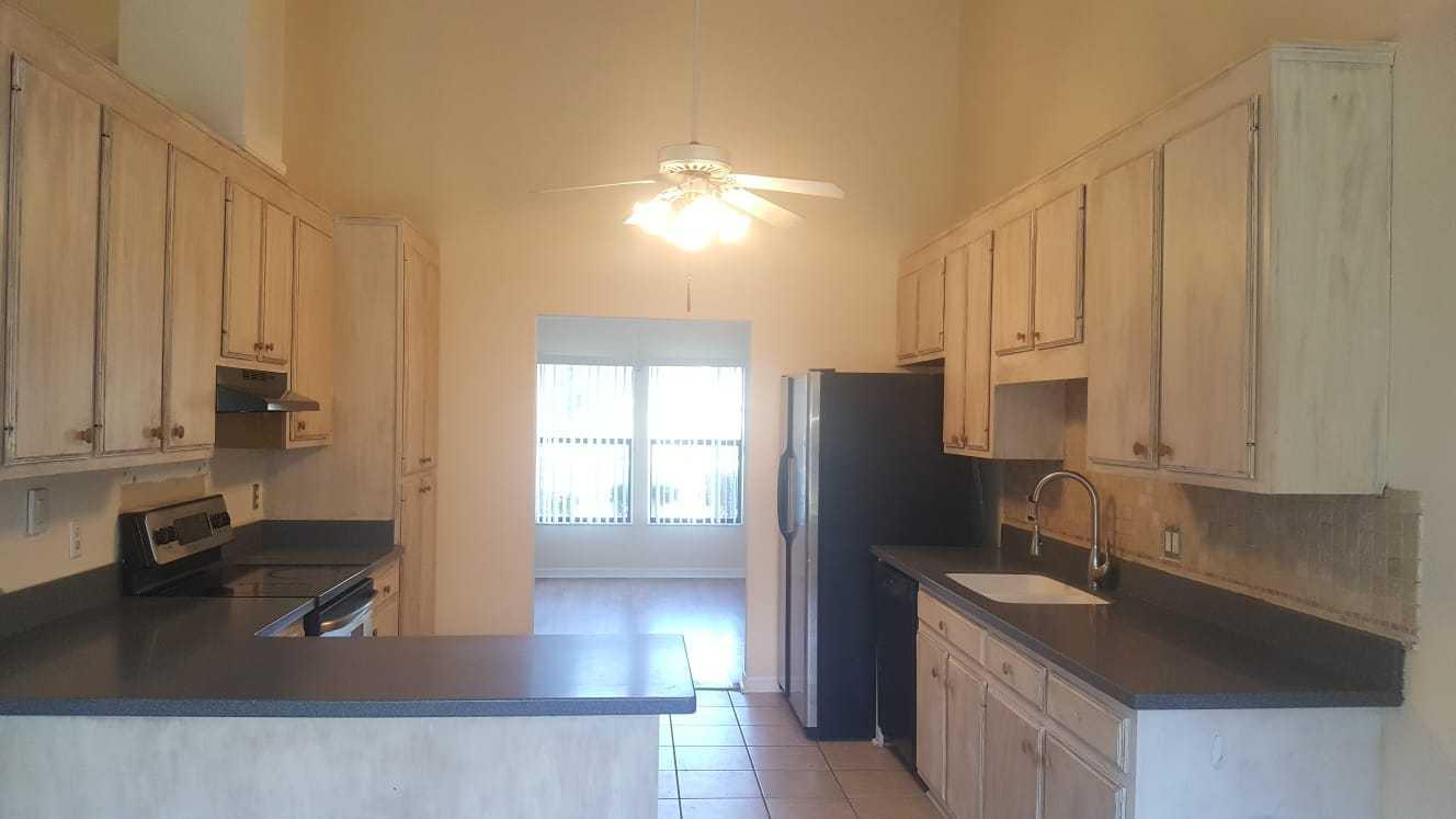 HOLLEY BY THE SEA - Residential