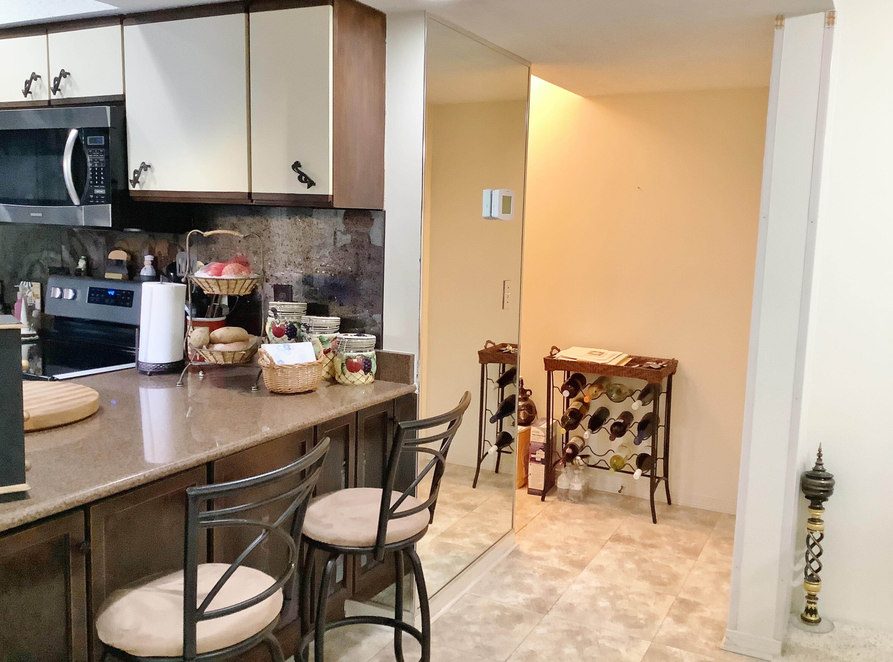 CLIPPER COVE T/H - Residential