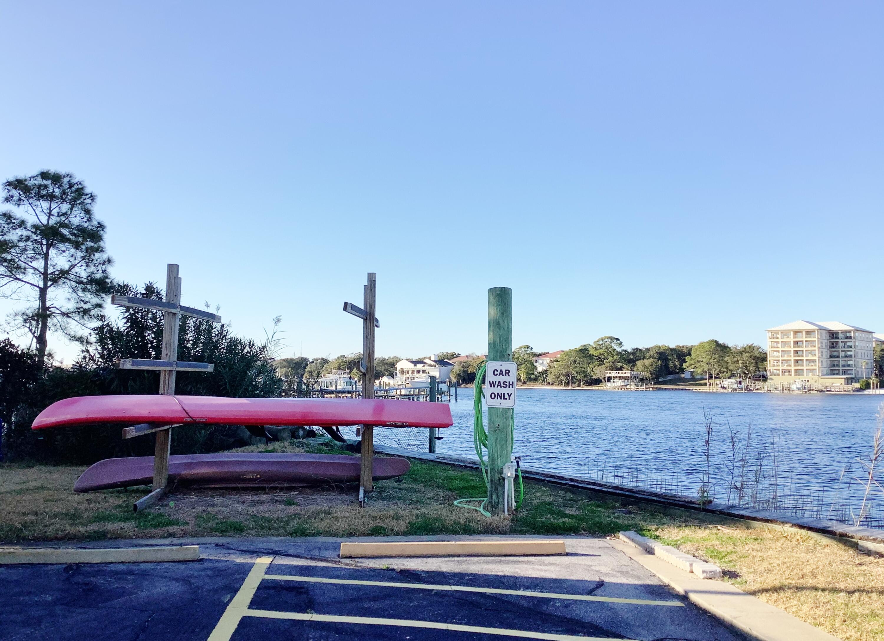 CLIPPER COVE T/H - Residential