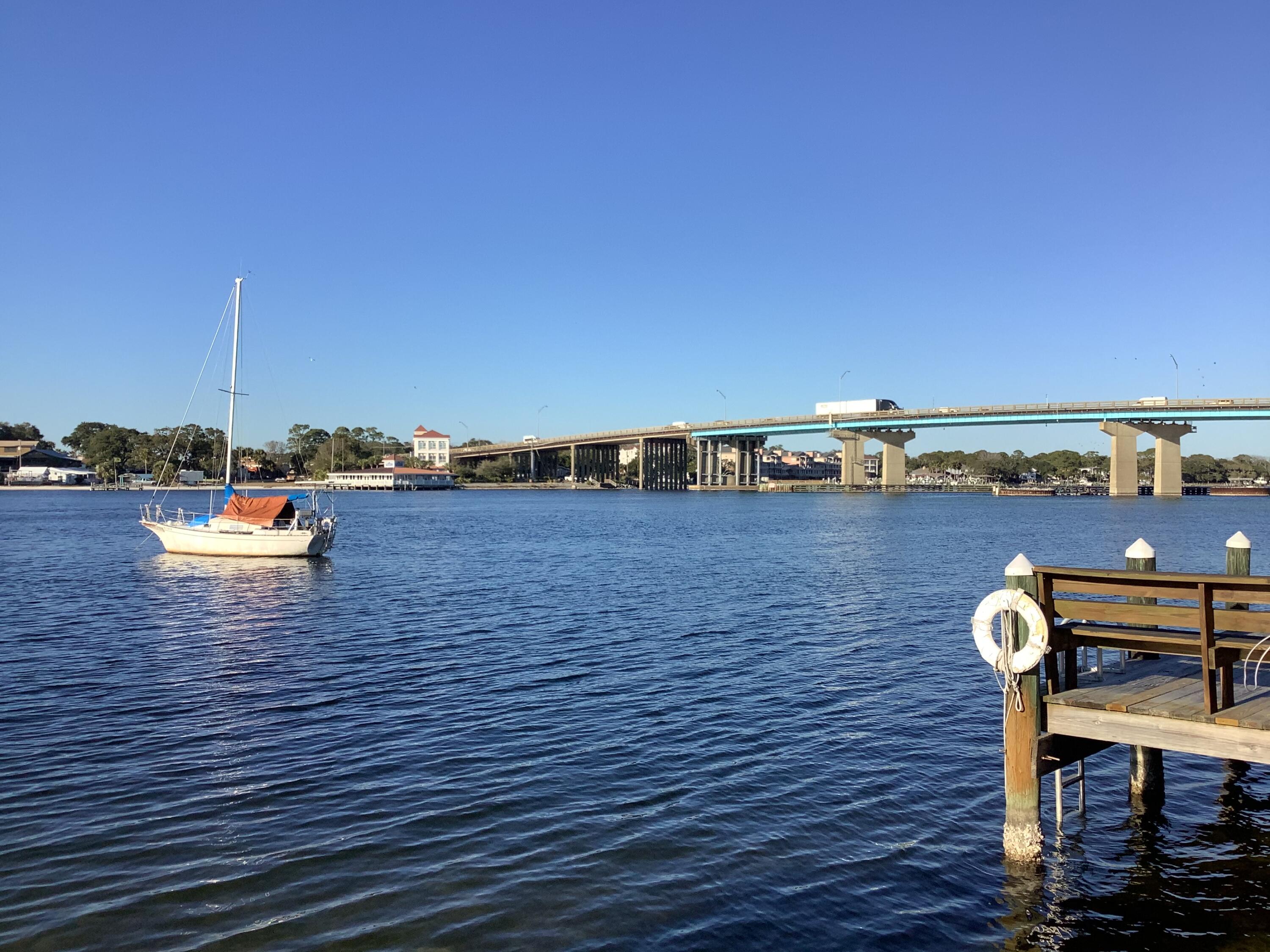 CLIPPER COVE T/H - Residential