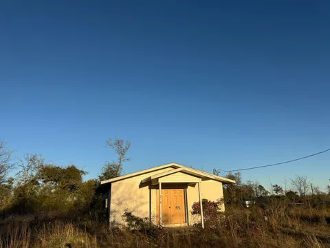 MLS: 972273