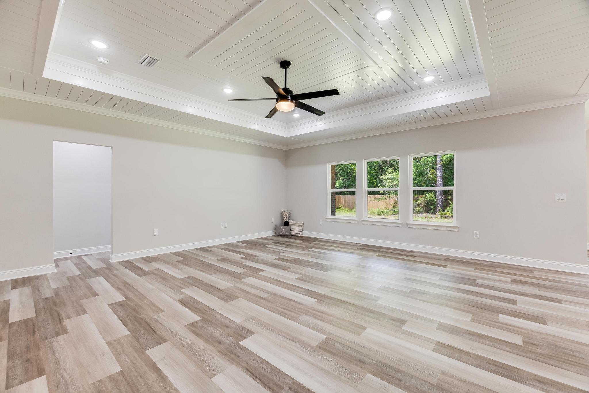 HOMEWOOD EST - Residential