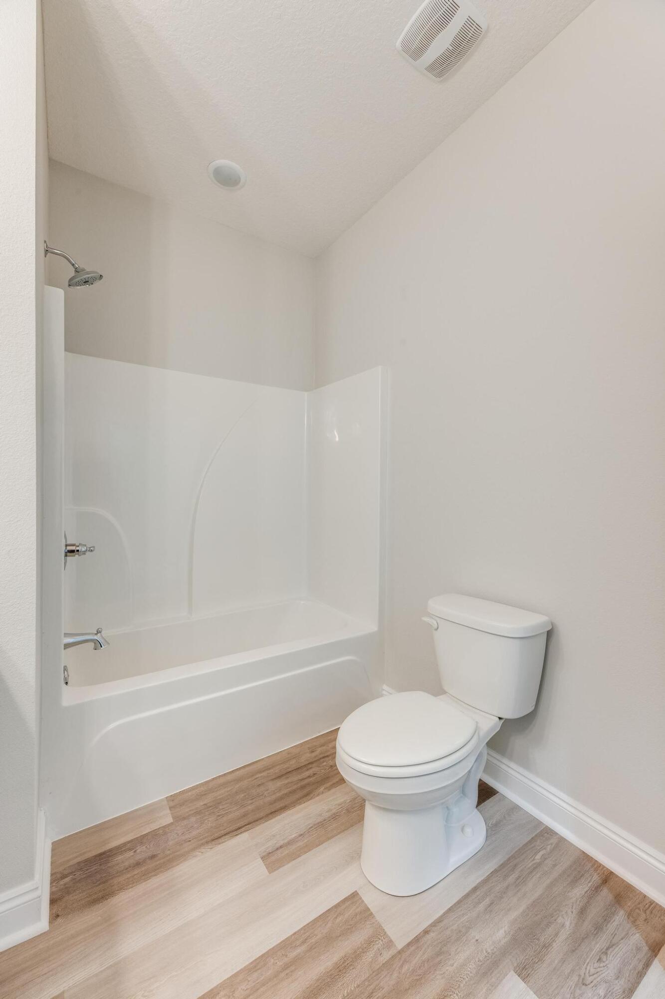 HOMEWOOD EST - Residential