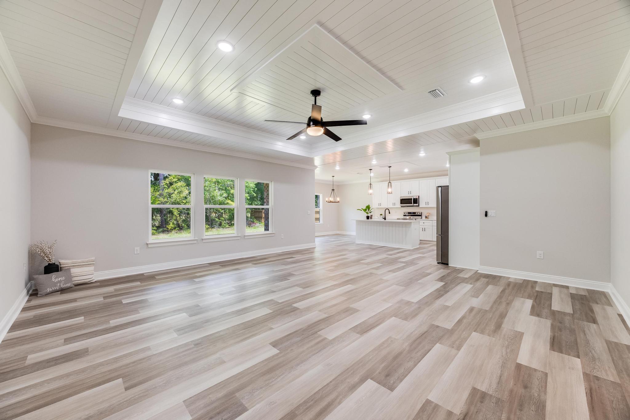 HOMEWOOD EST - Residential