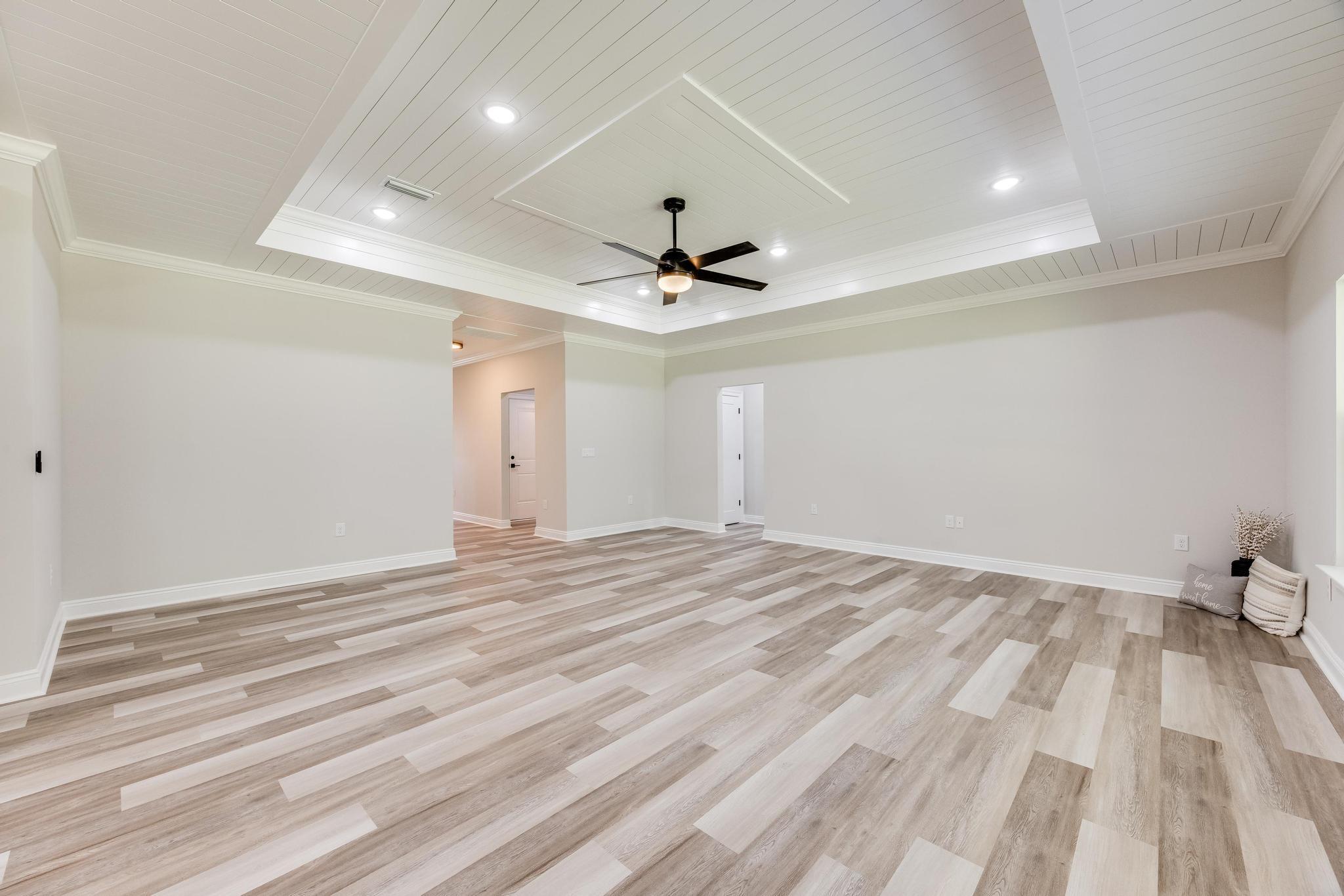 HOMEWOOD EST - Residential