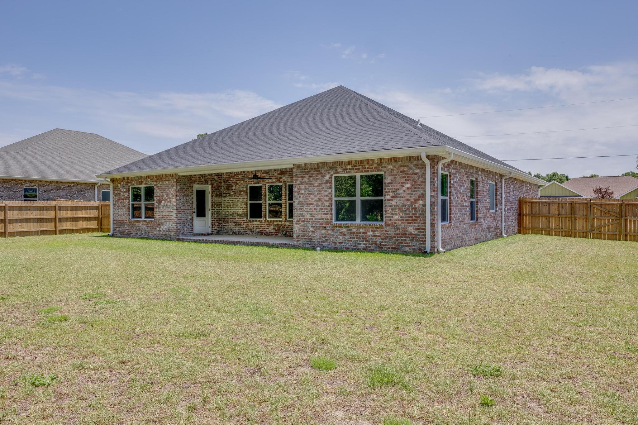 HOMEWOOD EST - Residential