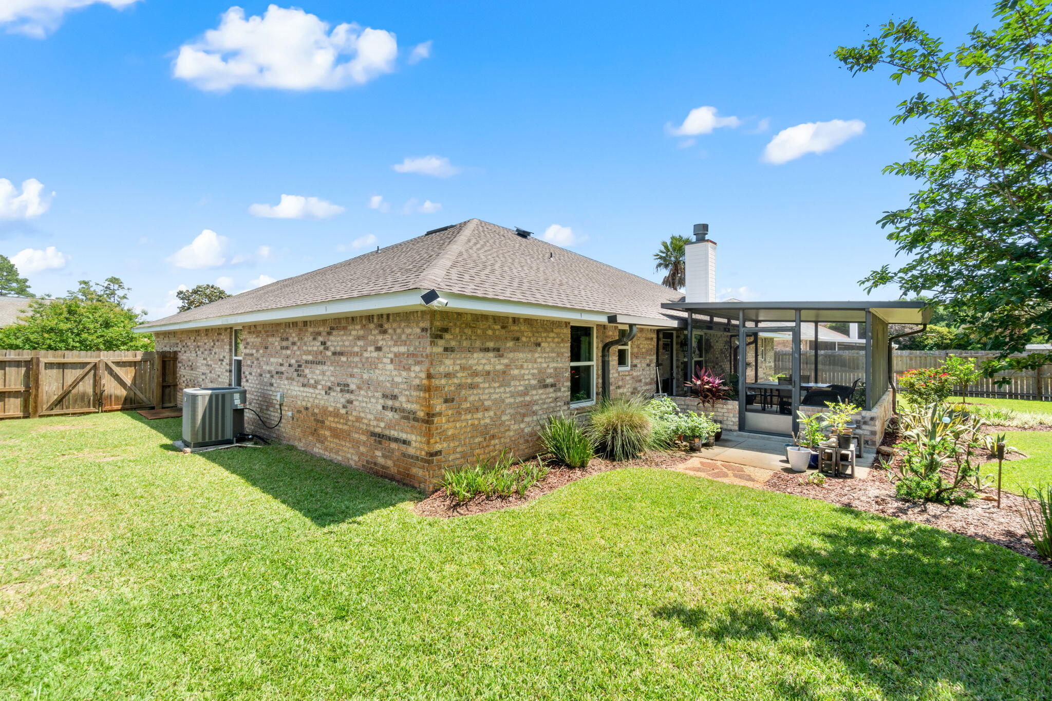 BRIGHTON OAKS - Residential