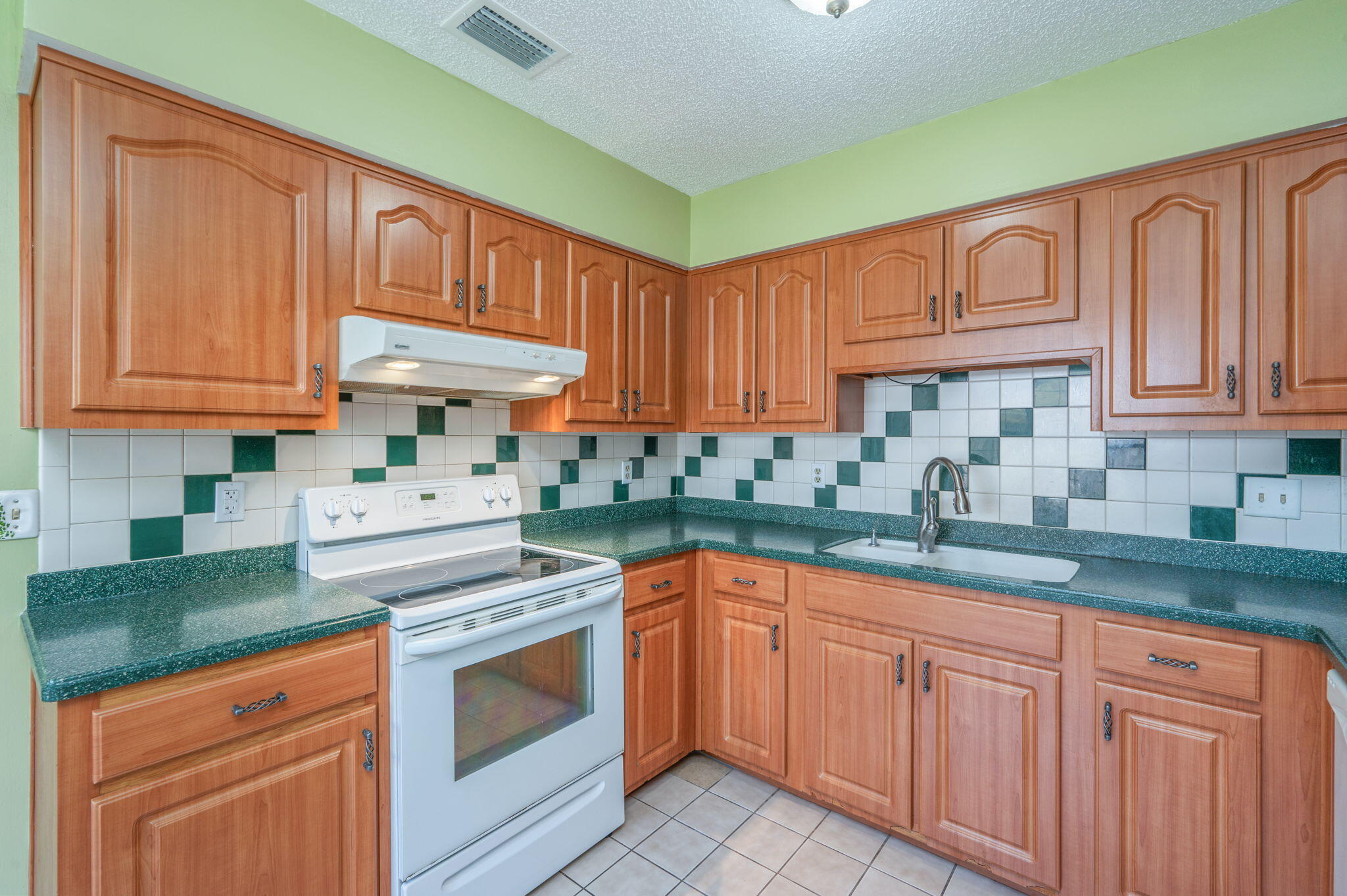 SOUTHVIEW ESTATES - Residential
