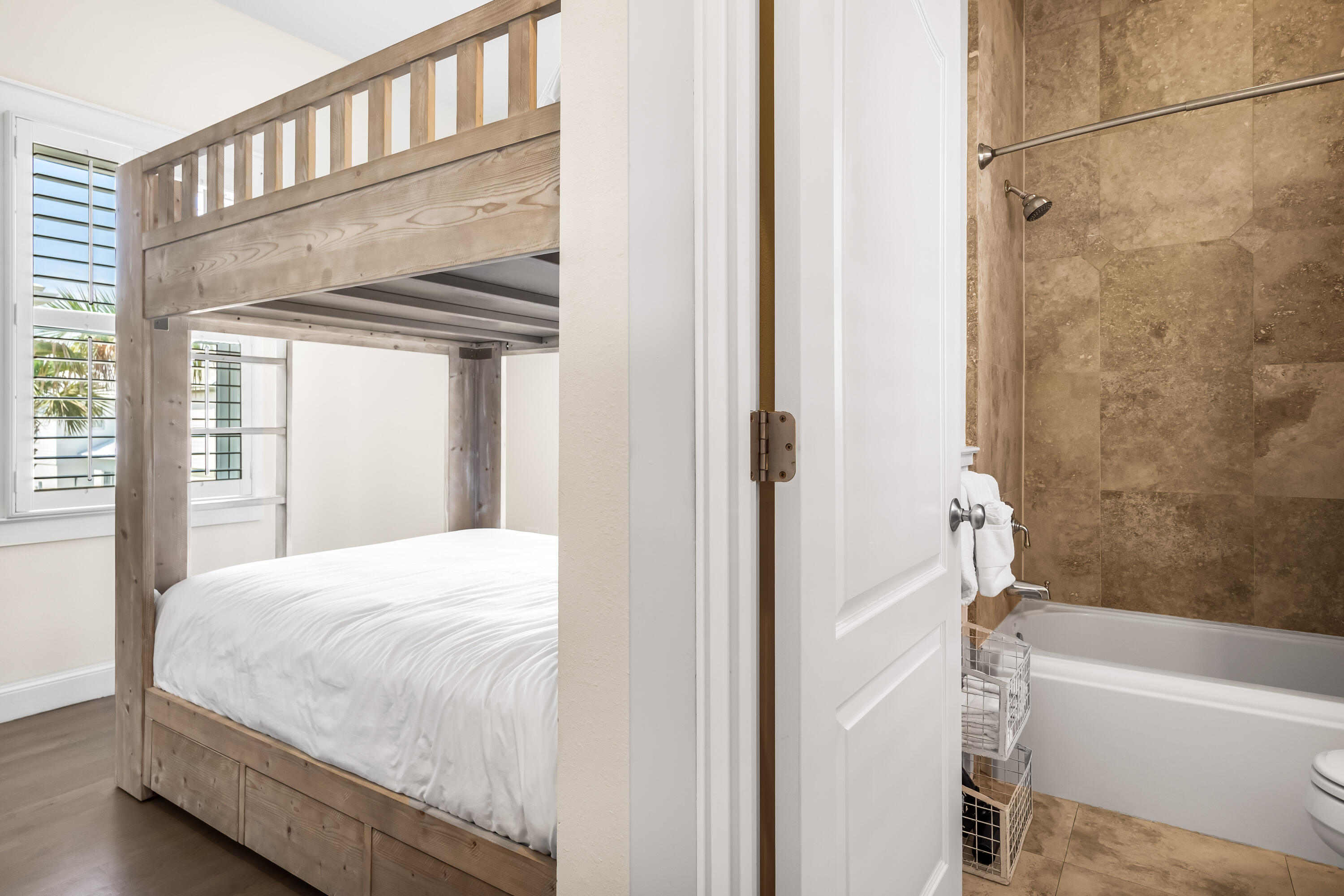 SUNSET BEACH - Residential